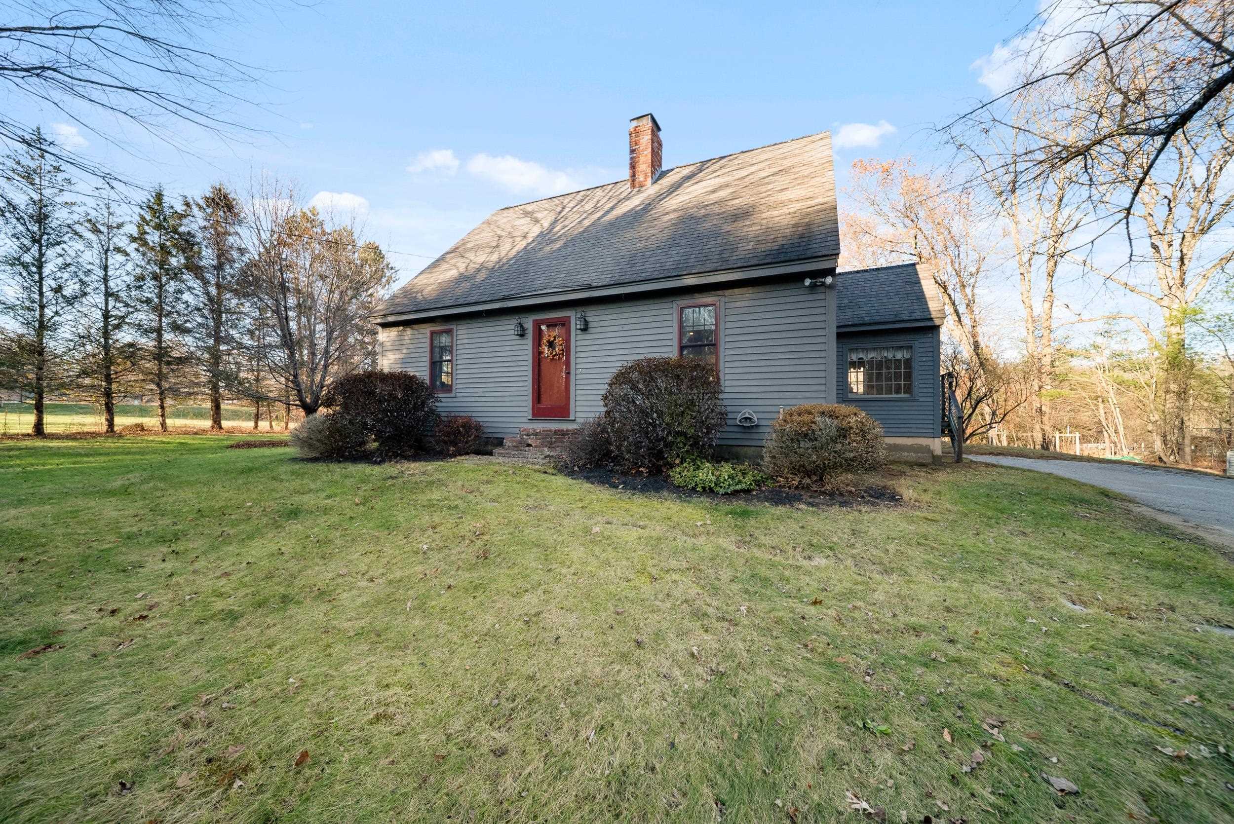 MLS 5070325: 73 Pine Street, Danville NH