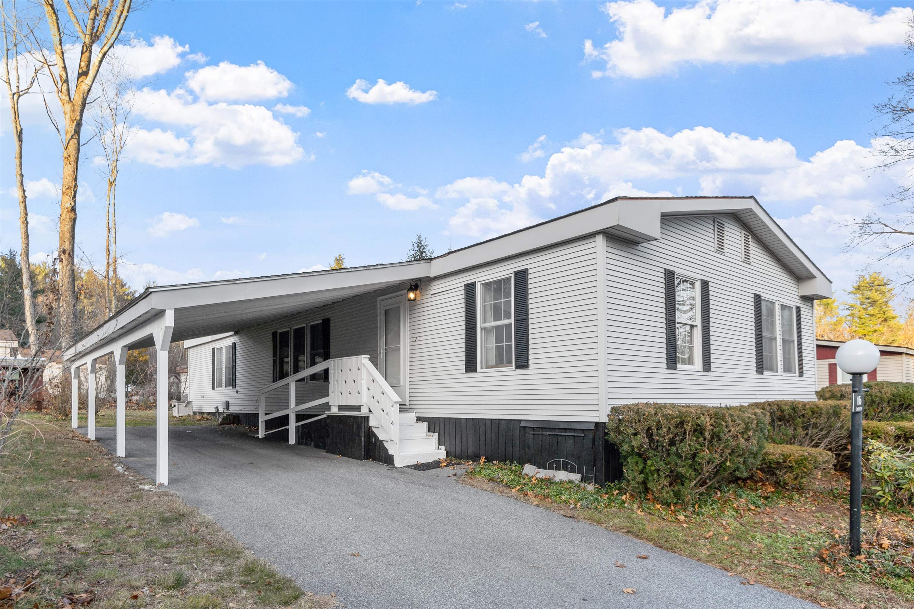 Homes for sale in Goffstown, NH | 16 Roger Rd, Goffstown, NH 03045 | MLS# 5070361