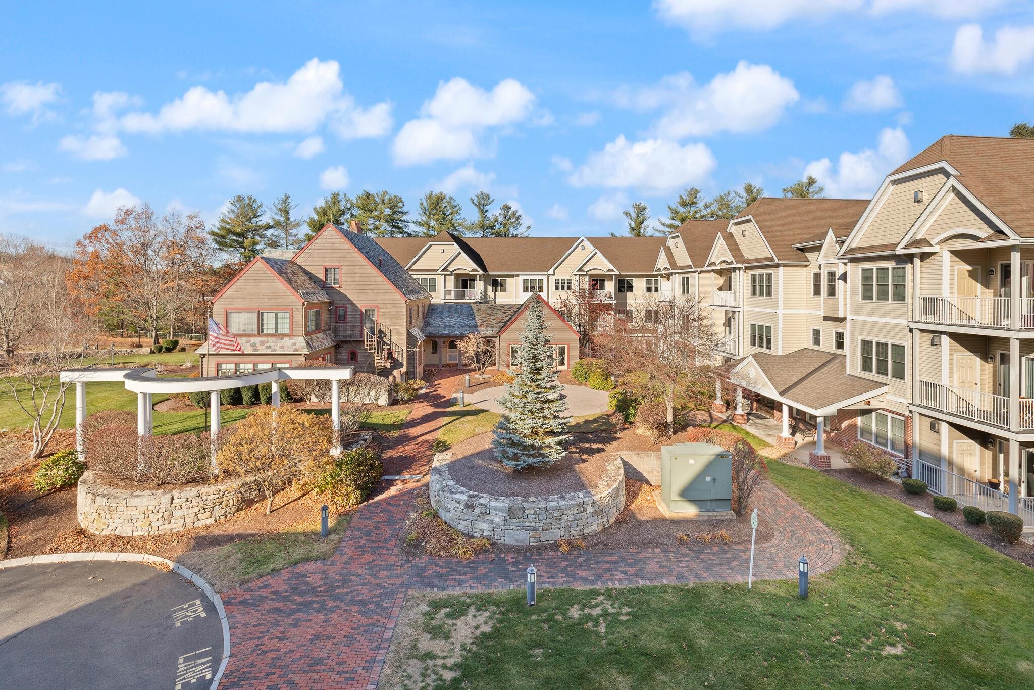 Homes for sale in Nashua, NH | 160 Daniel Webster Hwy Hwy #328, Nashua, NH 03060 | MLS# 5070380