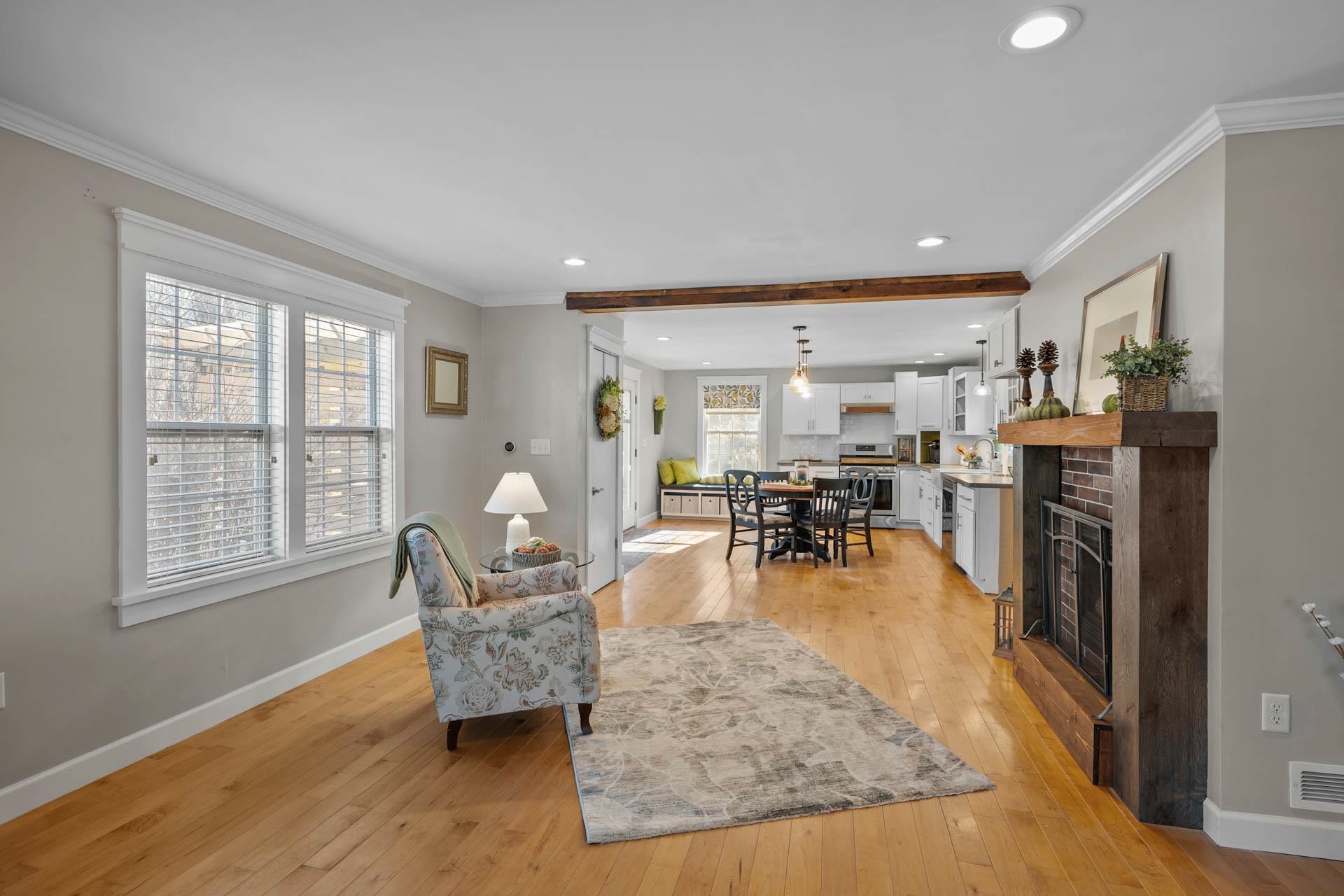 Homes for sale in Manchester, NH | 166 Varney St, Manchester, NH 03102 | MLS# 5070430