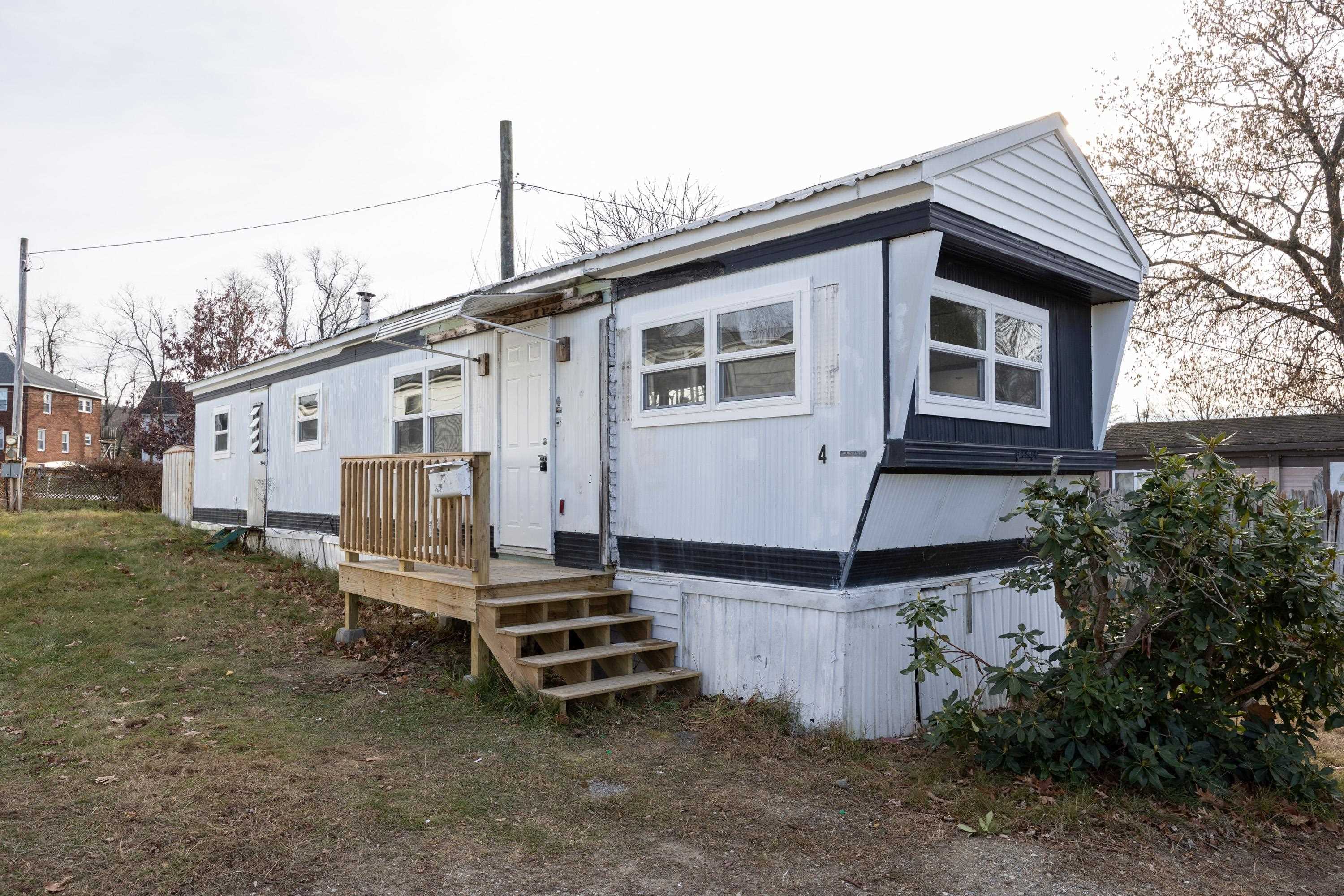 Homes for sale in Allenstown, NH | 4 Rodger Rd, Allenstown, NH 03275 | MLS# 5070458