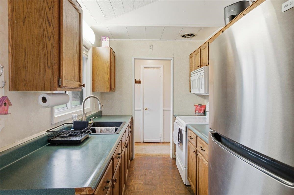 Homes for sale in Shaftsbury, VT | 211 Grandview St, Shaftsbury, VT 05257 | MLS# 5070465