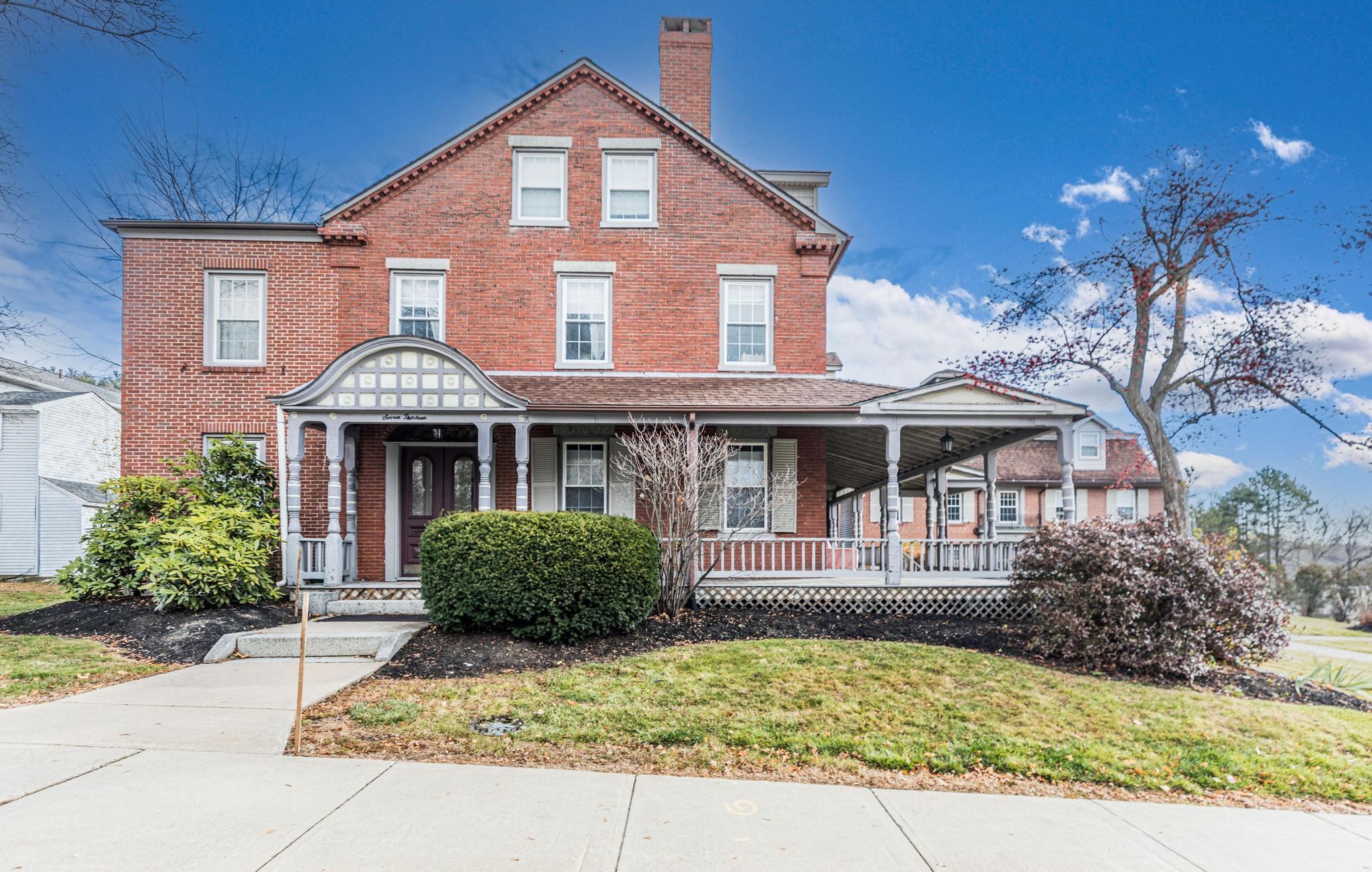 Homes for sale in Dover, NH | 713 Central Ave #1, Dover, NH 03820 | MLS# 5070475