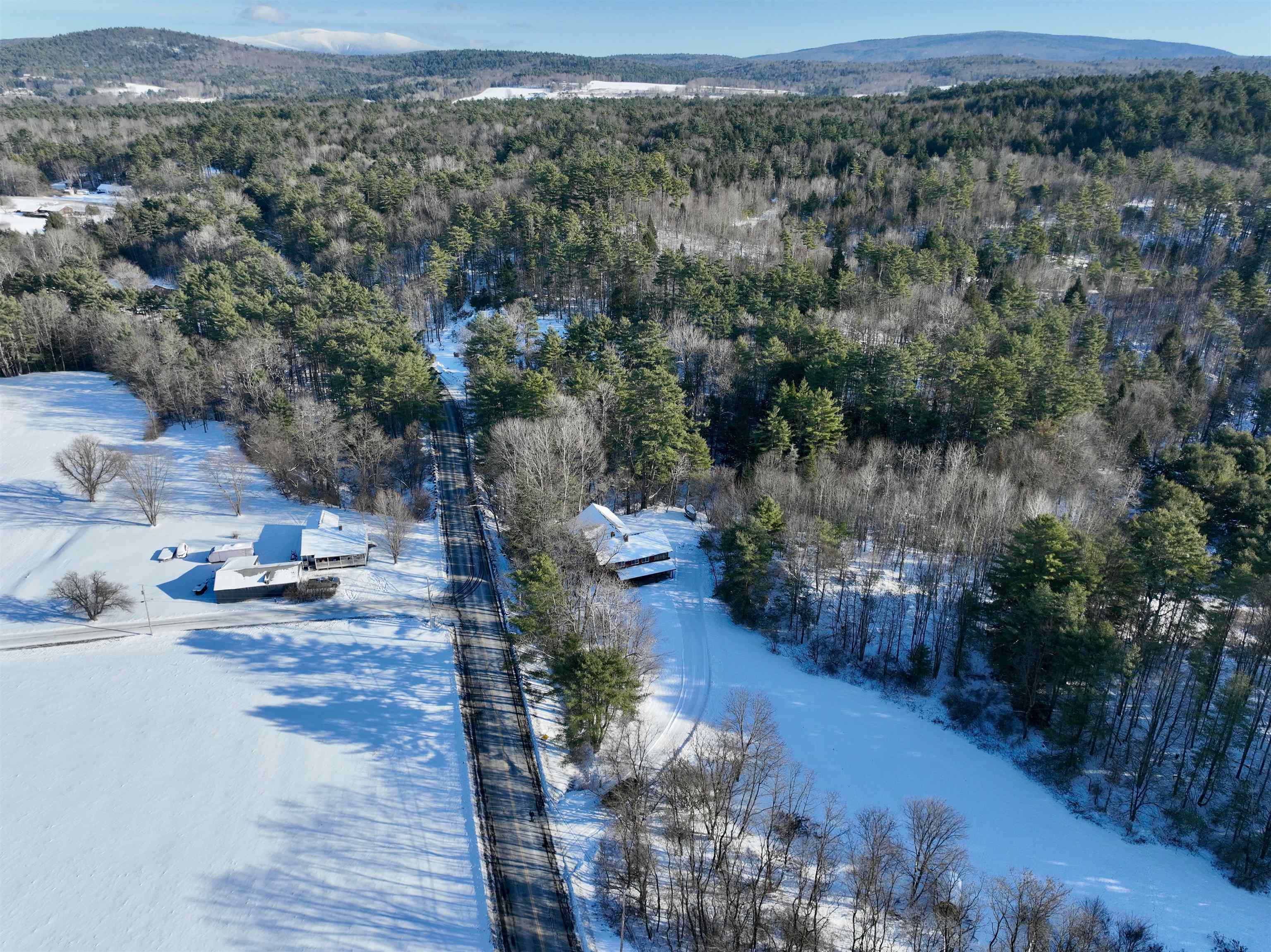 212 River Rd, Piermont, NH 03779