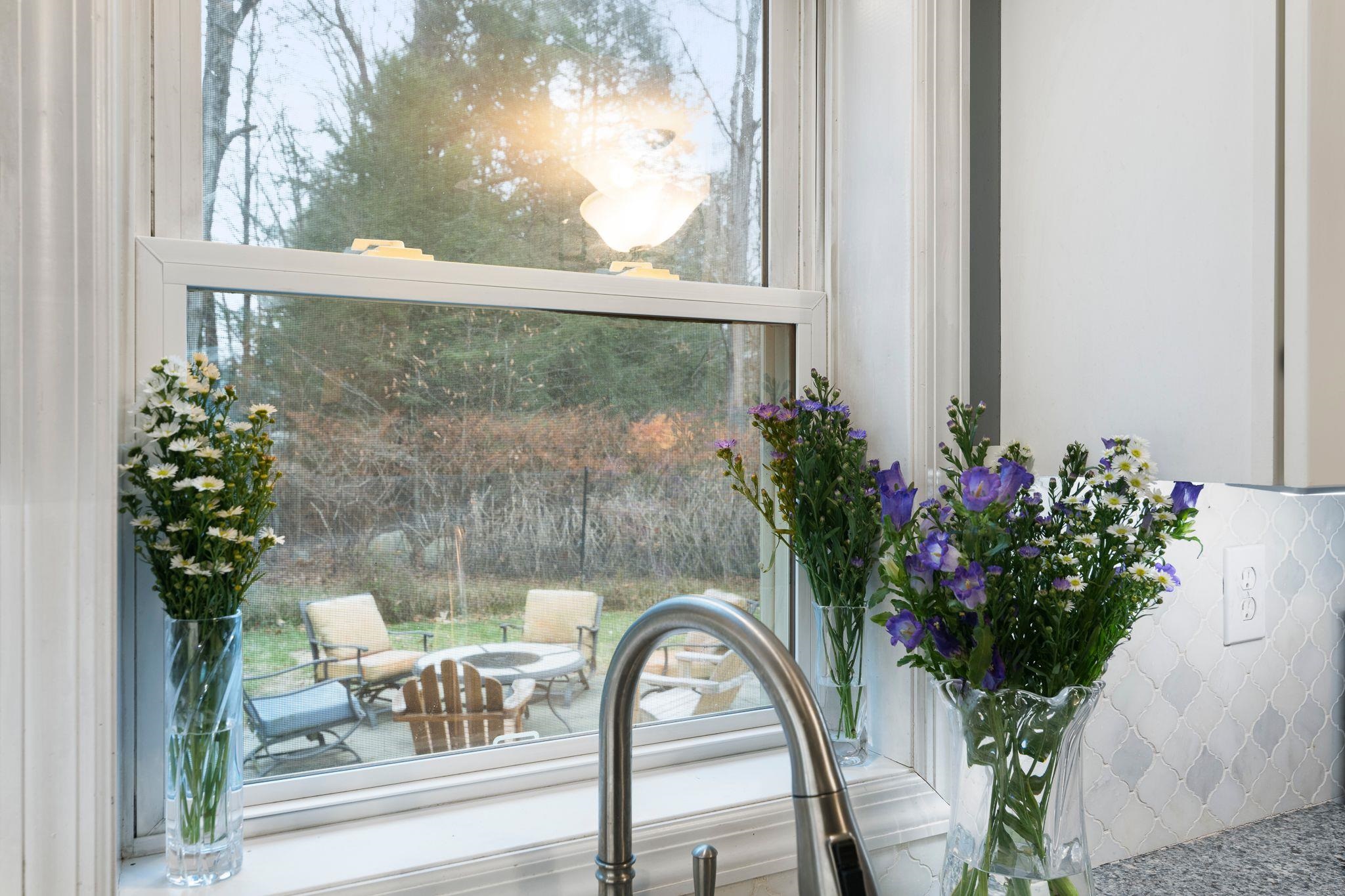 Homes for sale in Brattleboro, VT | 115 Country Hill Rd, Brattleboro, VT 05301 | MLS# 5070541