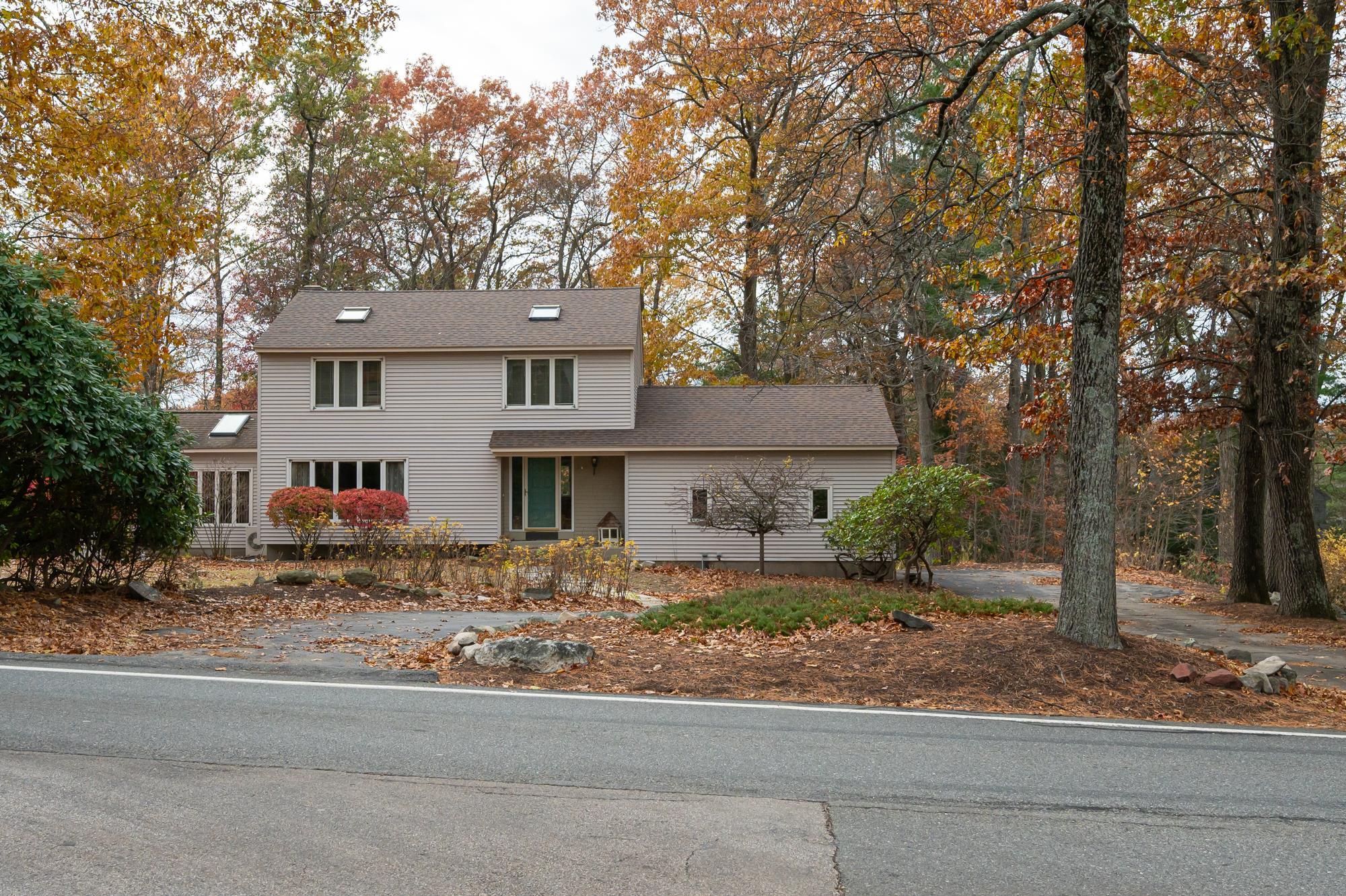 MLS 5070565: 285 East Dunstable Road, Nashua NH