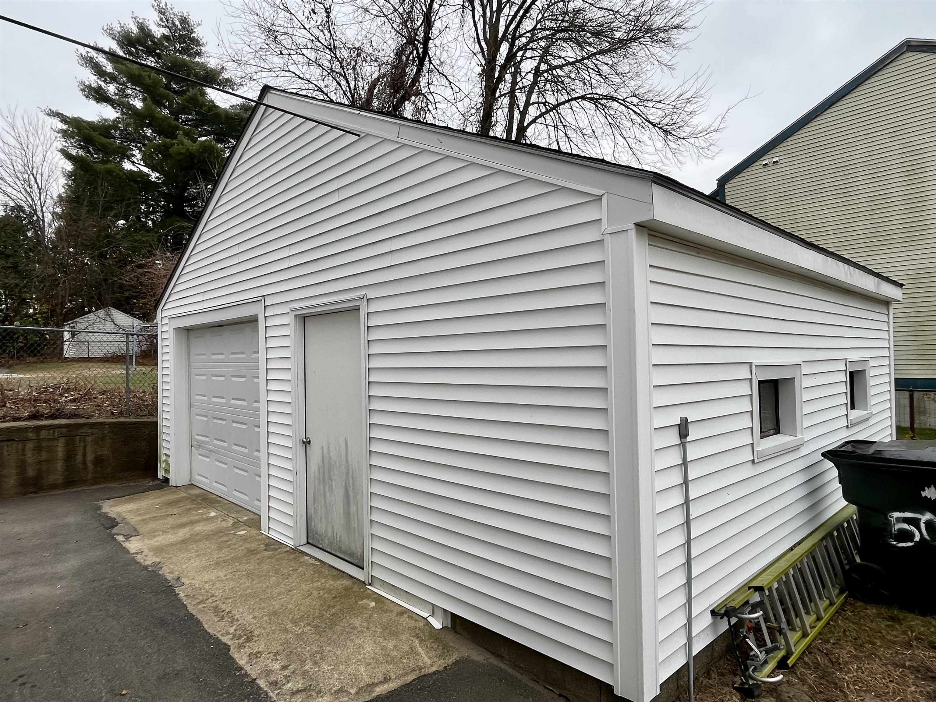 Homes for sale in Manchester, NH | 507 Clay St, Manchester, NH 03103 | MLS# 5070597