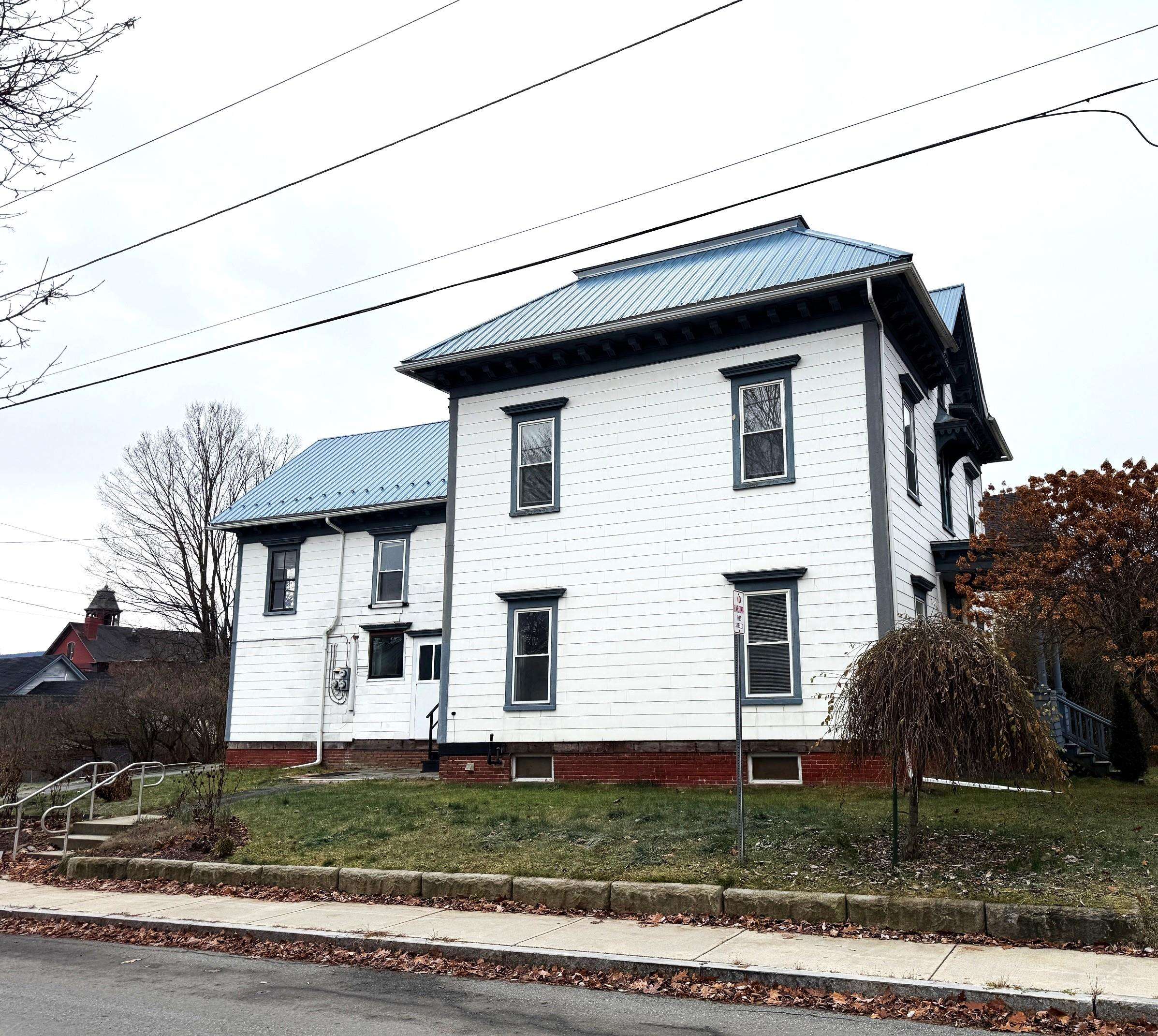 Homes for sale in St. Johnsbury, VT | 324 Cliff St, St. Johnsbury, VT 05819 | MLS# 5070626