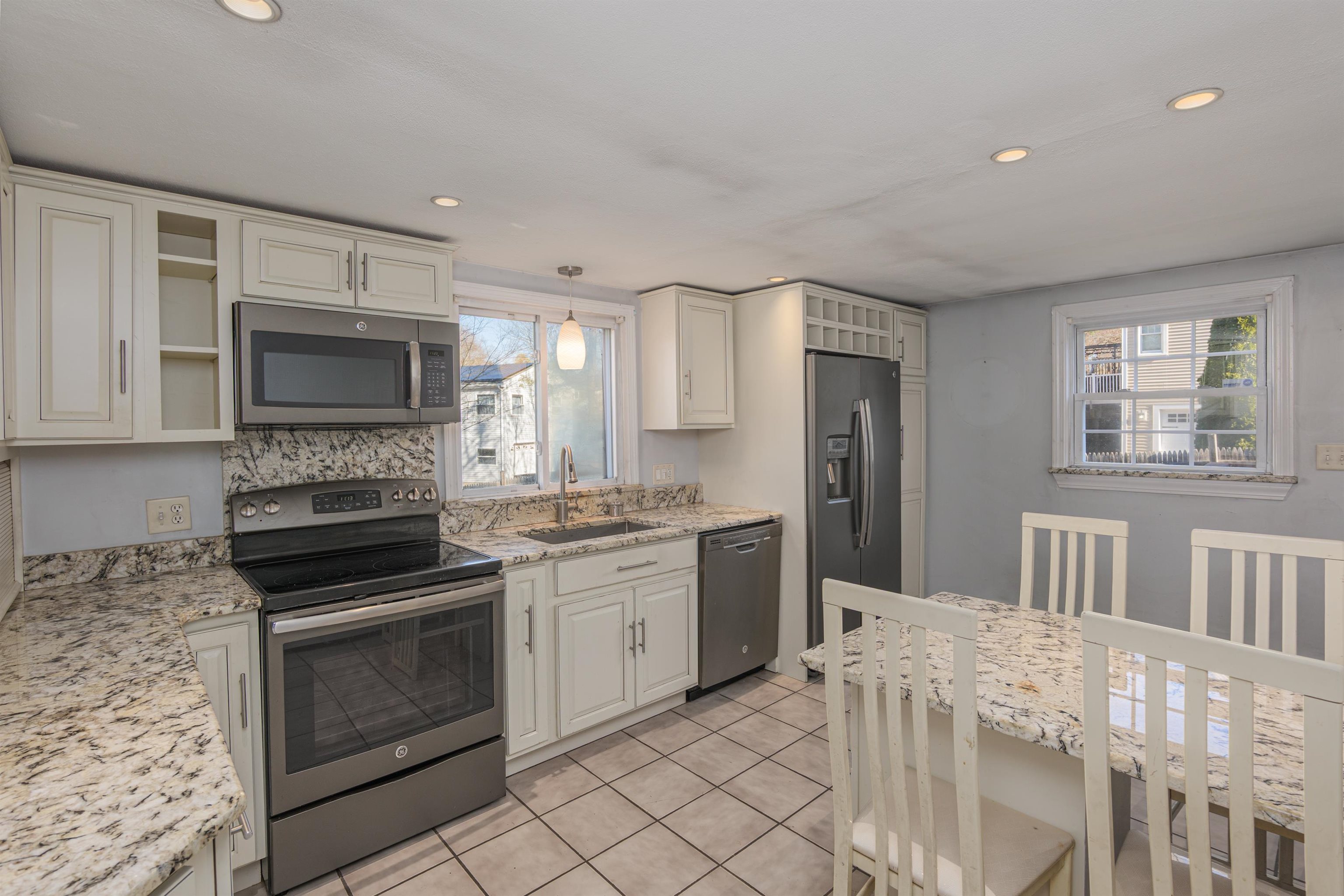 Homes for sale in Plaistow, NH | 5 Kimball Ave, Plaistow, NH 03865 | MLS# 5070632