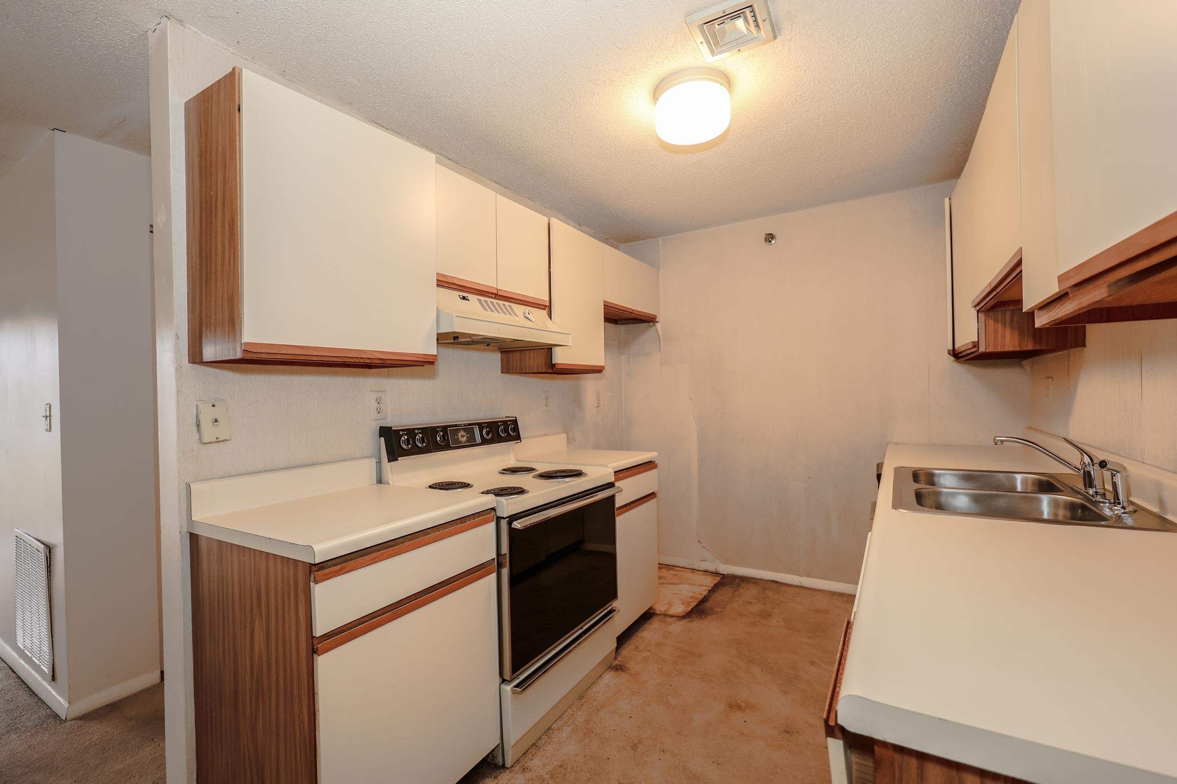 Homes for sale in Hudson, NH | 434 Abbott Farm Ln #434, Hudson, NH 03051 | MLS# 5070766