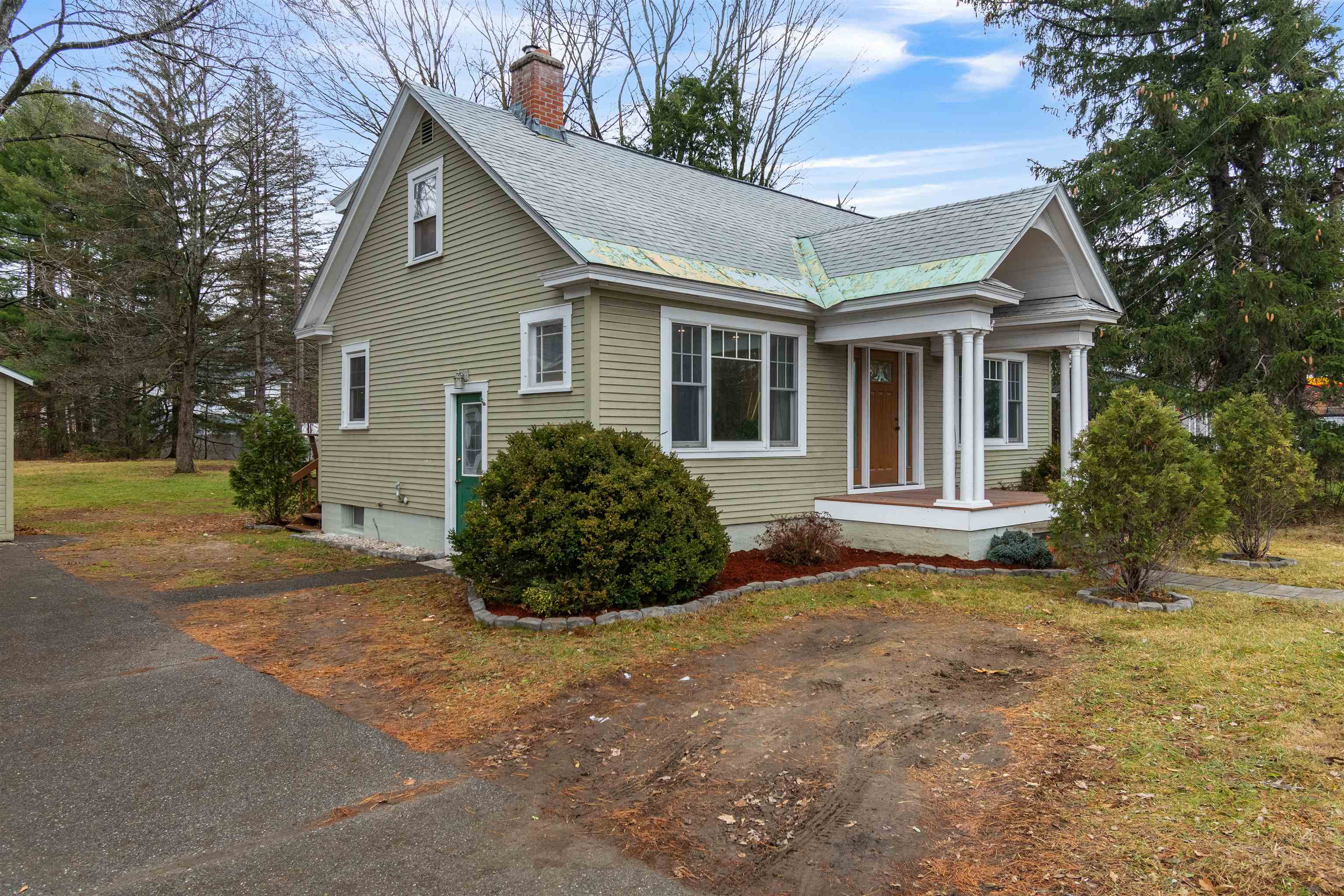 Homes for sale in Williston, VT | 5047 Williston Rd, Williston, VT 05495 | MLS# 5070767