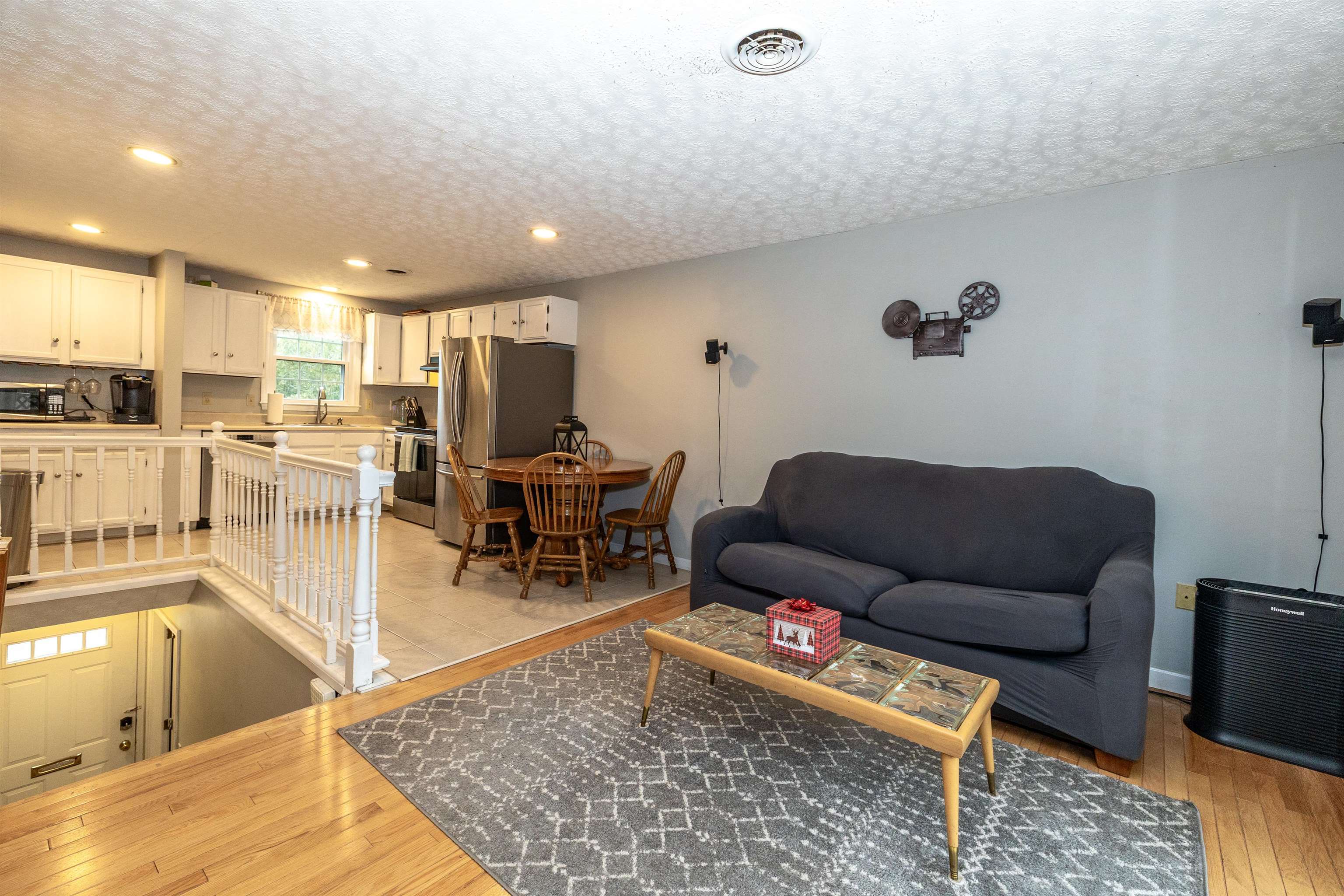 Homes for sale in Manchester, NH | 50 Edward J Roy Dr #50, Manchester, NH 03104 | MLS# 5070777