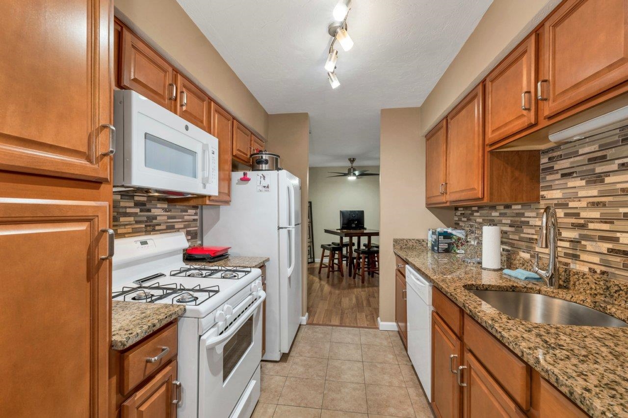 MLS 5070865: 210 Brook Village Road-Unit 43, Nashua NH