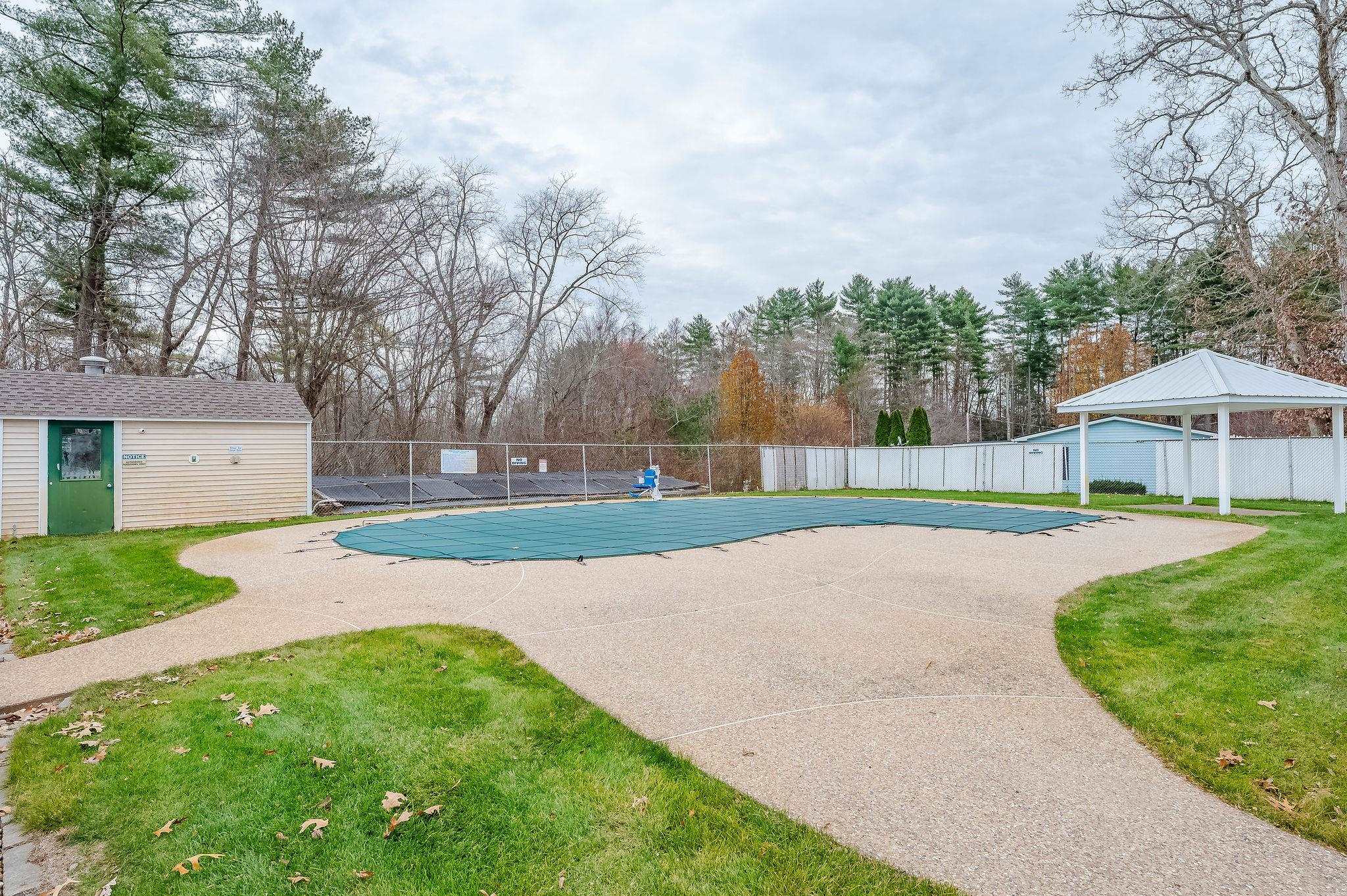 Homes for sale in Hampstead, NH | 16 Edmund Meadow Ln, Hampstead, NH 03841 | MLS# 5070914