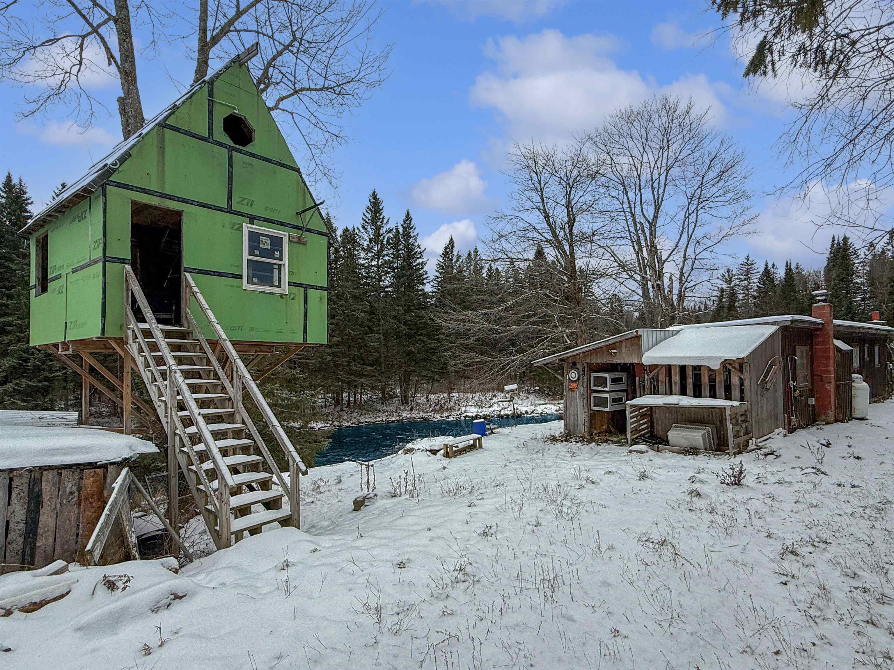 Homes for sale in Pittsburg, NH | 1298 South Main St, Pittsburg, NH 03592 | MLS# 5070946