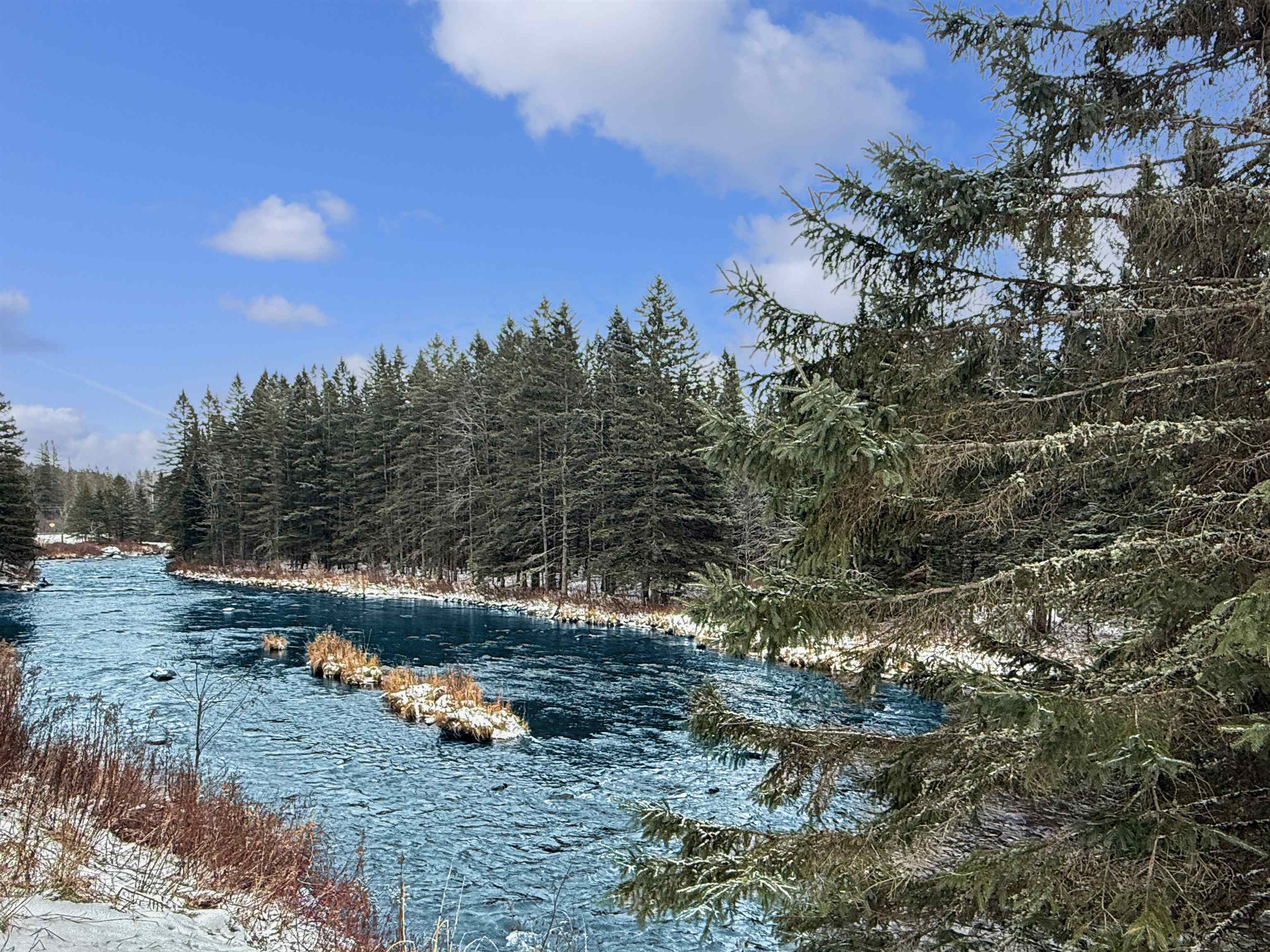 Homes for sale in Pittsburg, NH | 1298 South Main St, Pittsburg, NH 03592 | MLS# 5070946