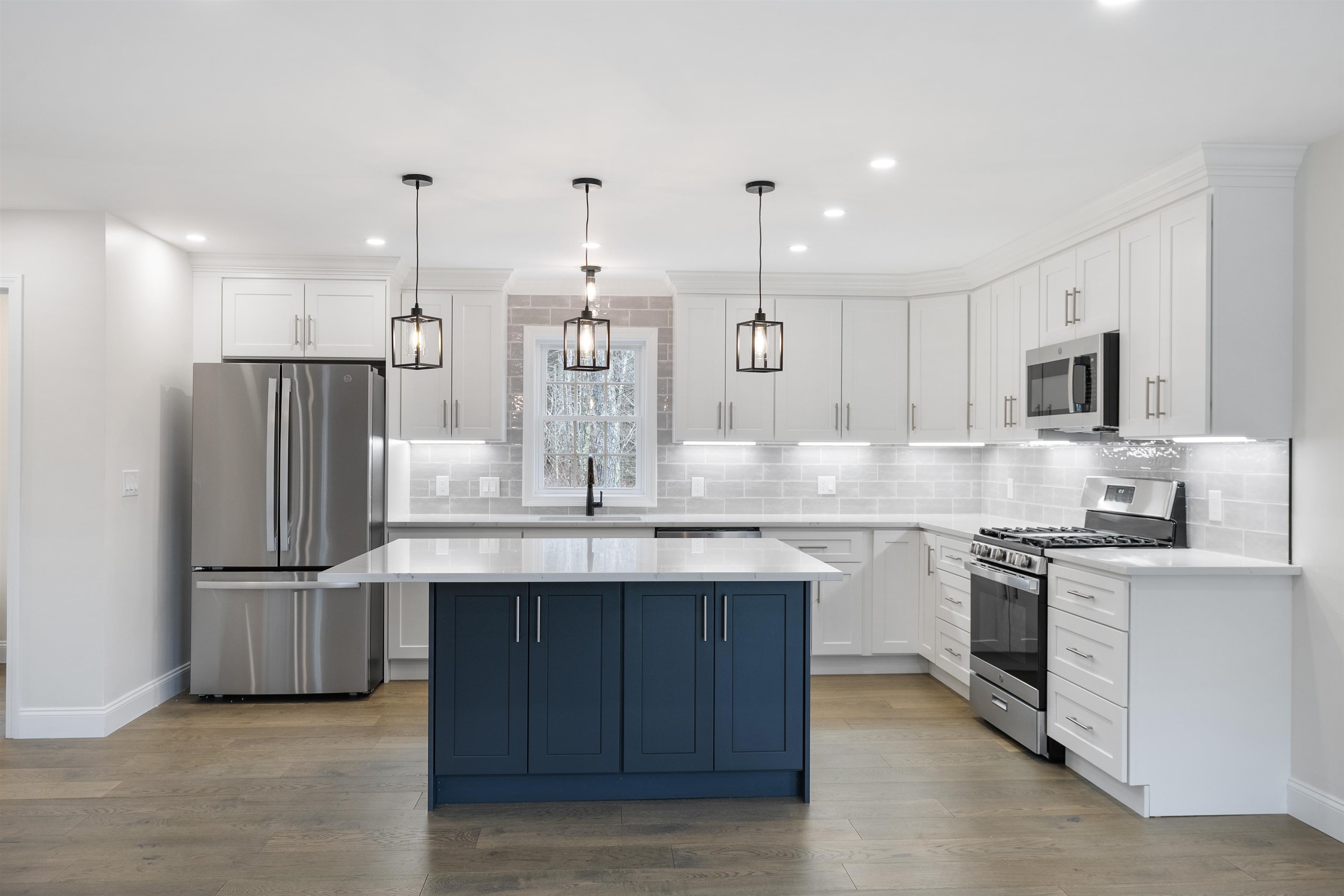 Homes for sale in Chester, NH | 335 Raymond Rd, Chester, NH 03036 | MLS# 5070980