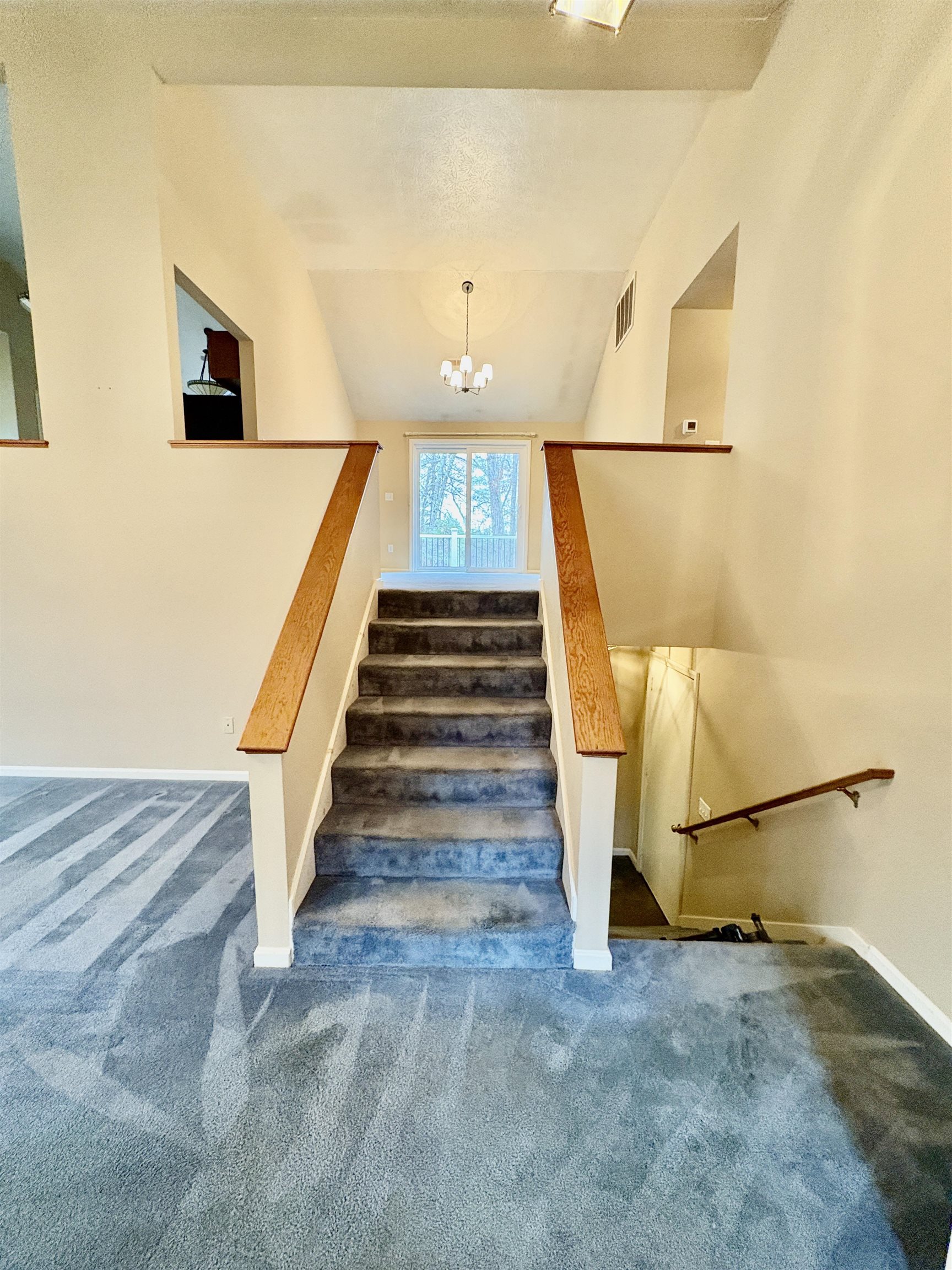 Homes for sale in Hudson, NH | 11 Scottsdale Dr, Hudson, NH 03051 | MLS# 5071038