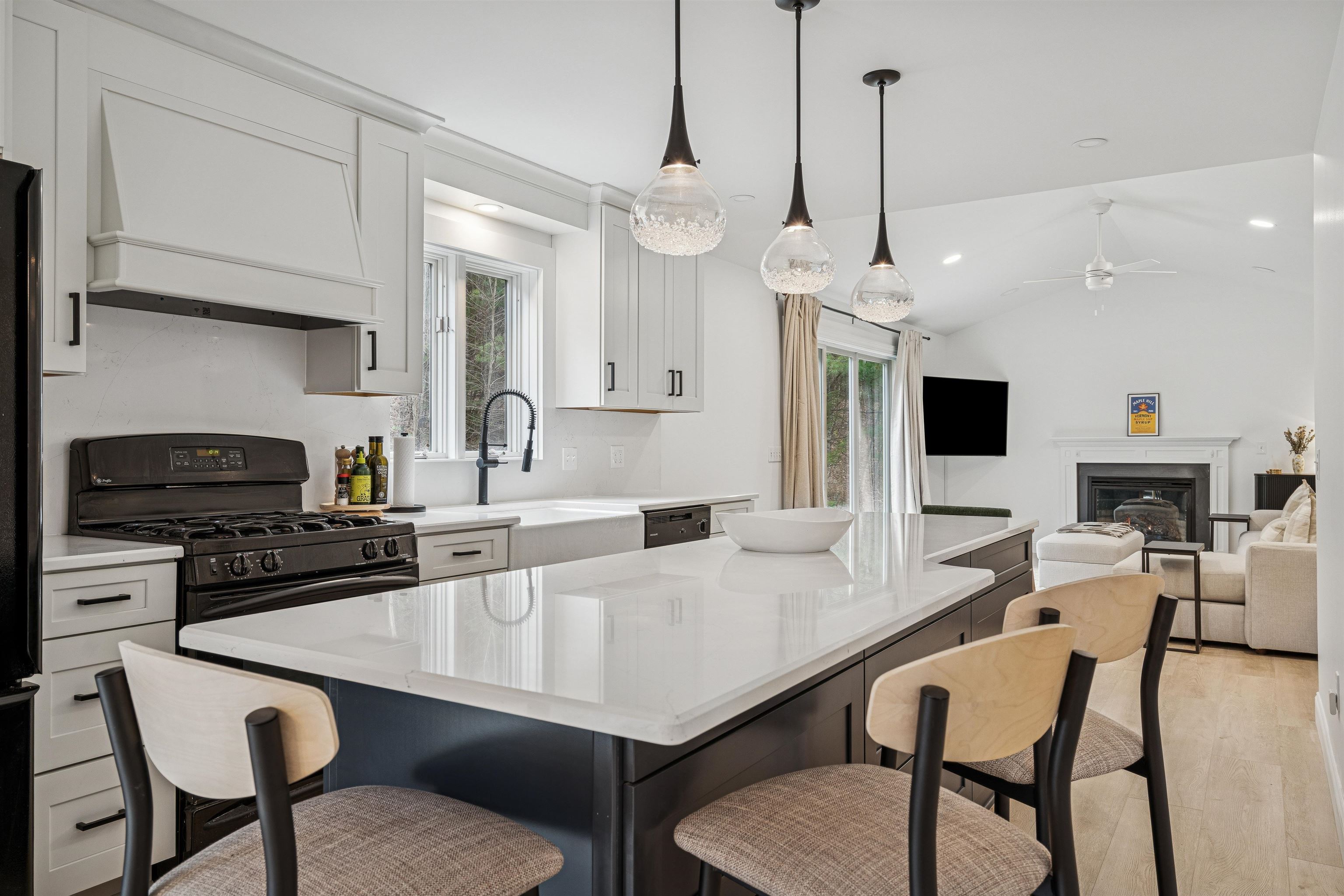 Homes for sale in Woodstock, VT | 358 Cowdrey Path, Woodstock, VT 05071 | MLS# 5071051