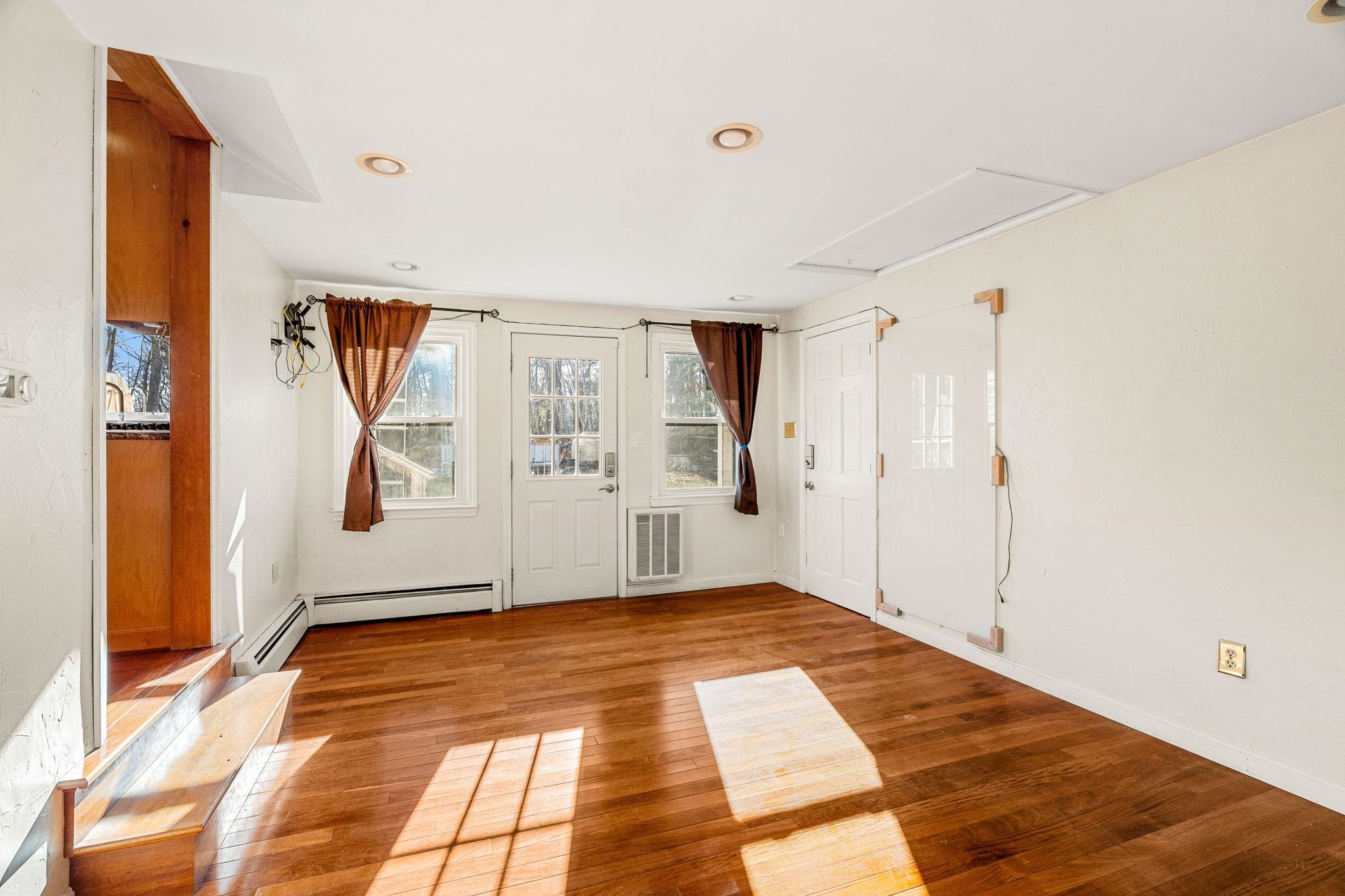 Homes for sale in Londonderry, NH | 50 Bartley Hill Rd, Londonderry, NH 03053 | MLS# 5071074