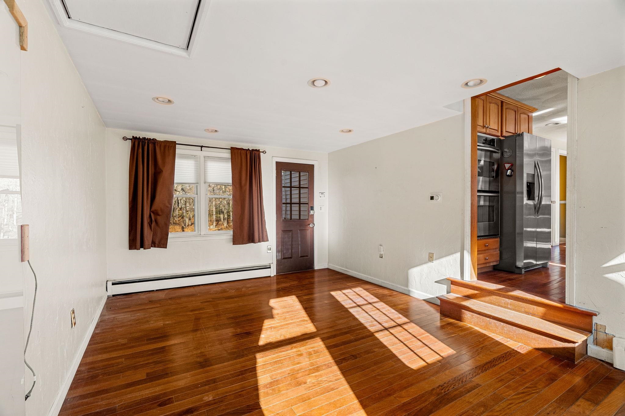 Homes for sale in Londonderry, NH | 50 Bartley Hill Rd, Londonderry, NH 03053 | MLS# 5071074