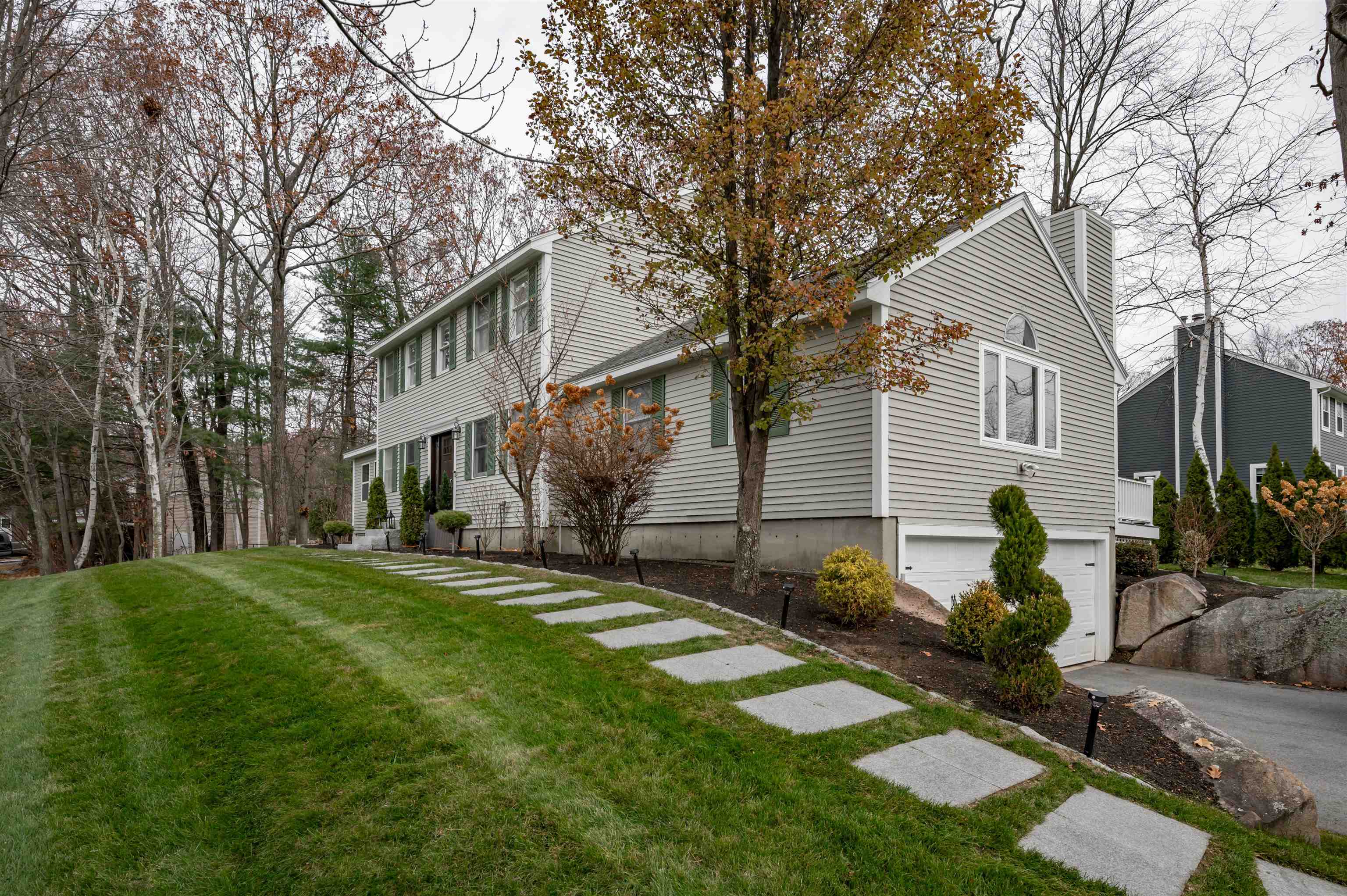 Homes for sale in Hooksett, NH | 34 Lindsay Rd, Hooksett, NH 03106 | MLS# 5071083