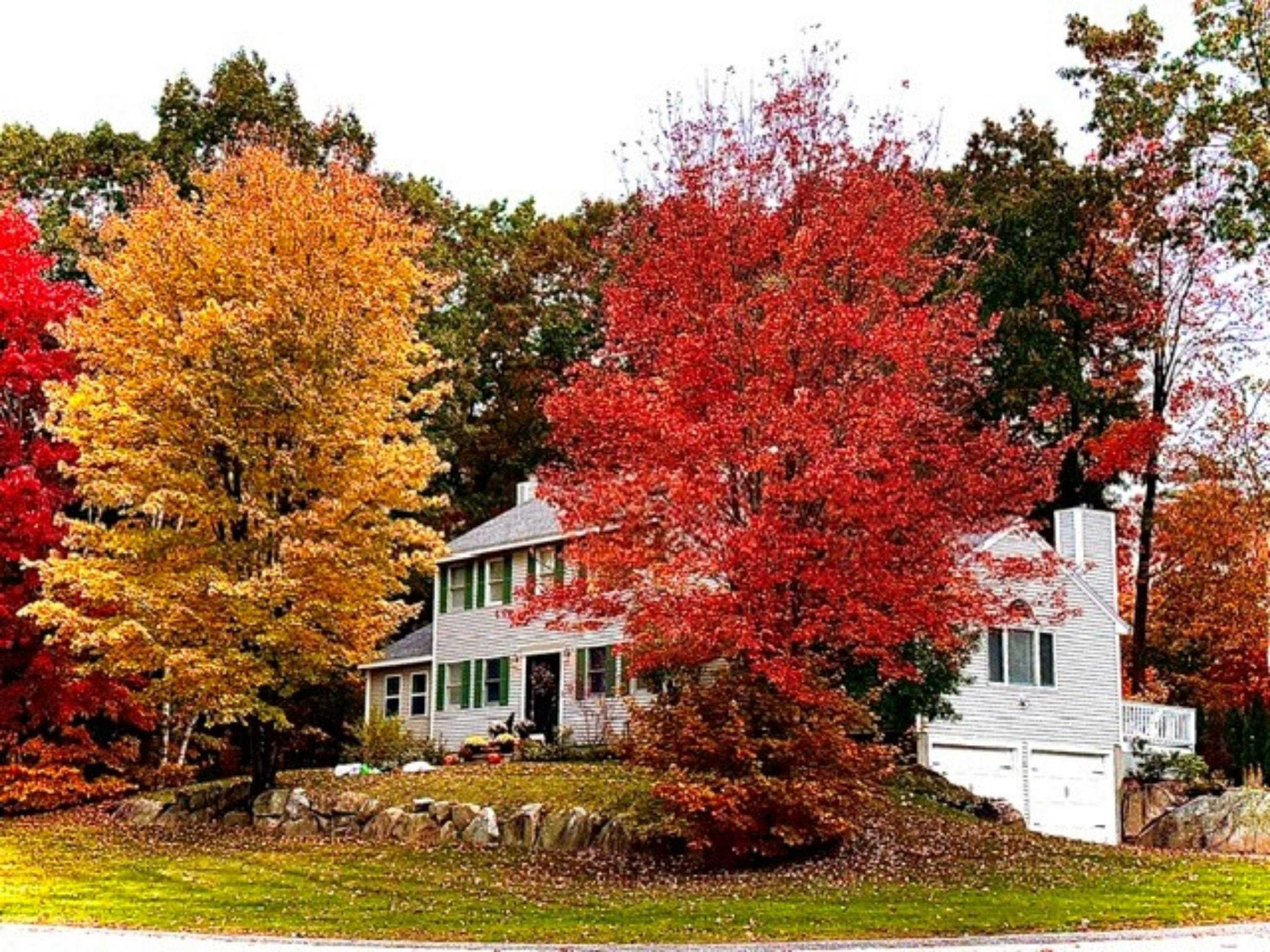 Homes for sale in Hooksett, NH | 34 Lindsay Rd, Hooksett, NH 03106 | MLS# 5071083