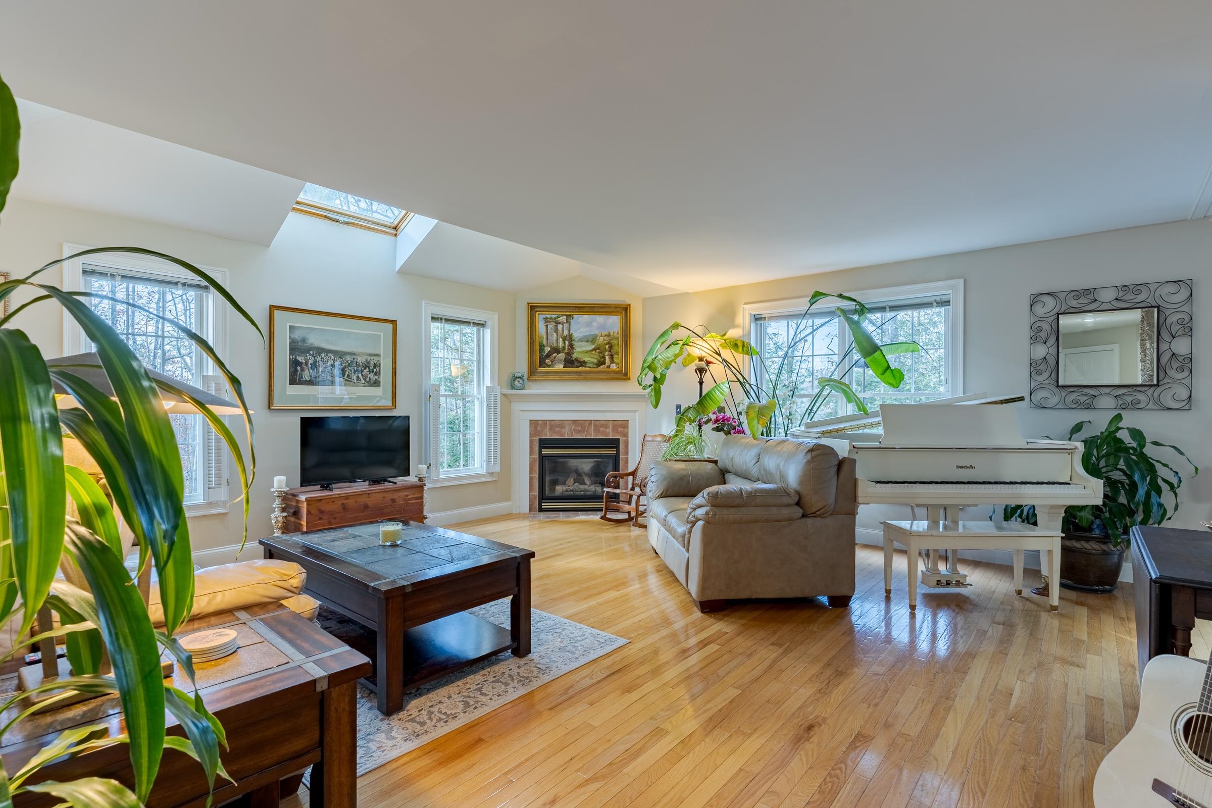 Homes for sale in Newmarket, NH | 24 Lilac Ln, Newmarket, NH 03857 | MLS# 5071085