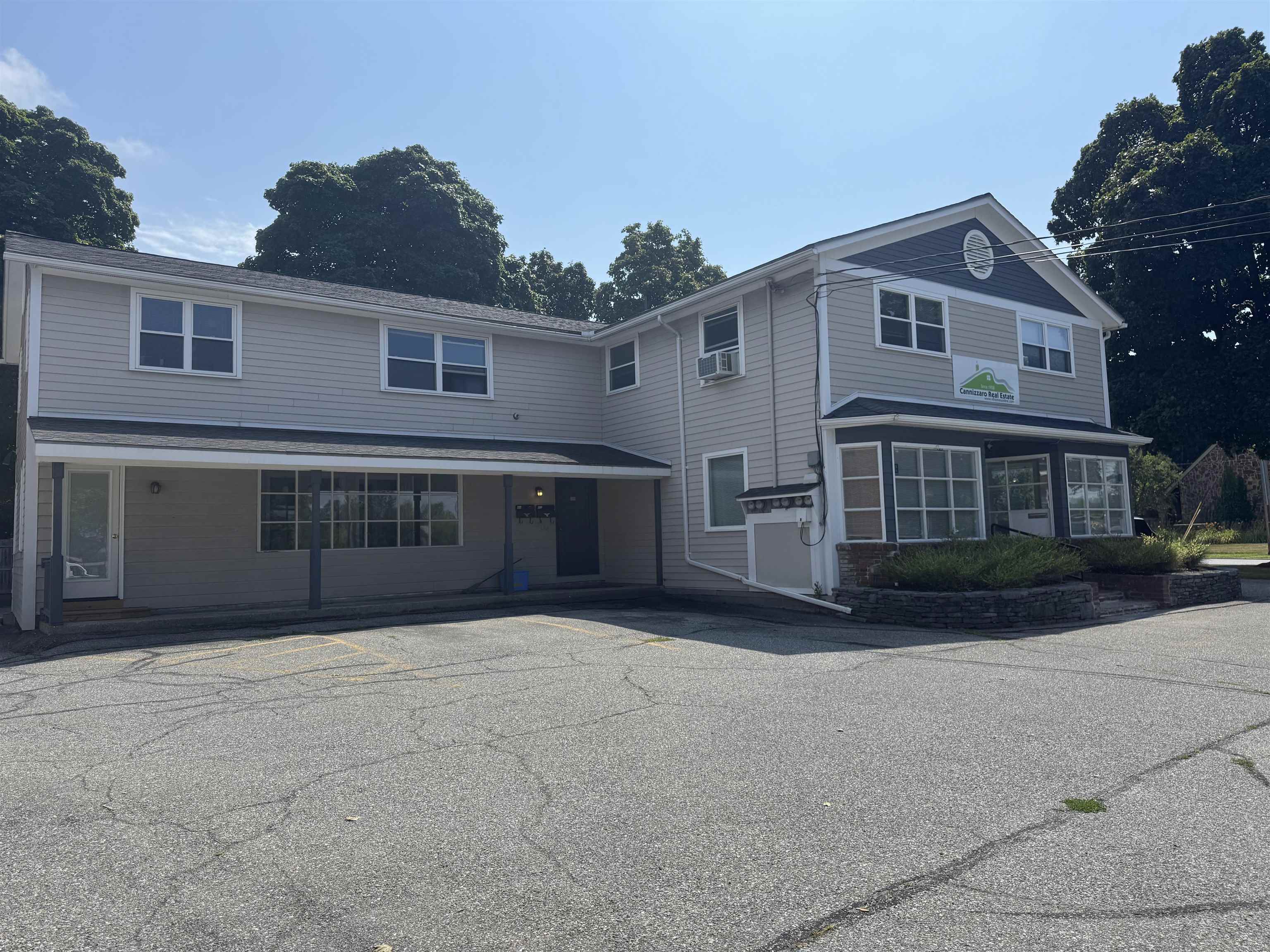 Homes for sale in South Burlington, VT | 938 950 Shelburne Rd, South Burlington, VT 05403 | MLS# 5071105