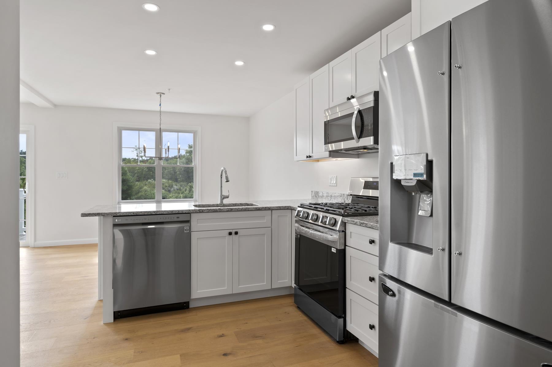 Homes for sale in Raymond, NH | 1 Autumn Ln, Raymond, NH 03077 | MLS# 5071108