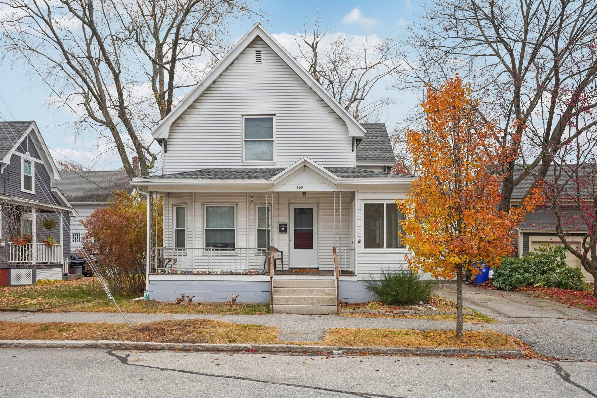 Homes for sale in Manchester, NH | 899 Hall St, Manchester, NH 03104 | MLS# 5071172