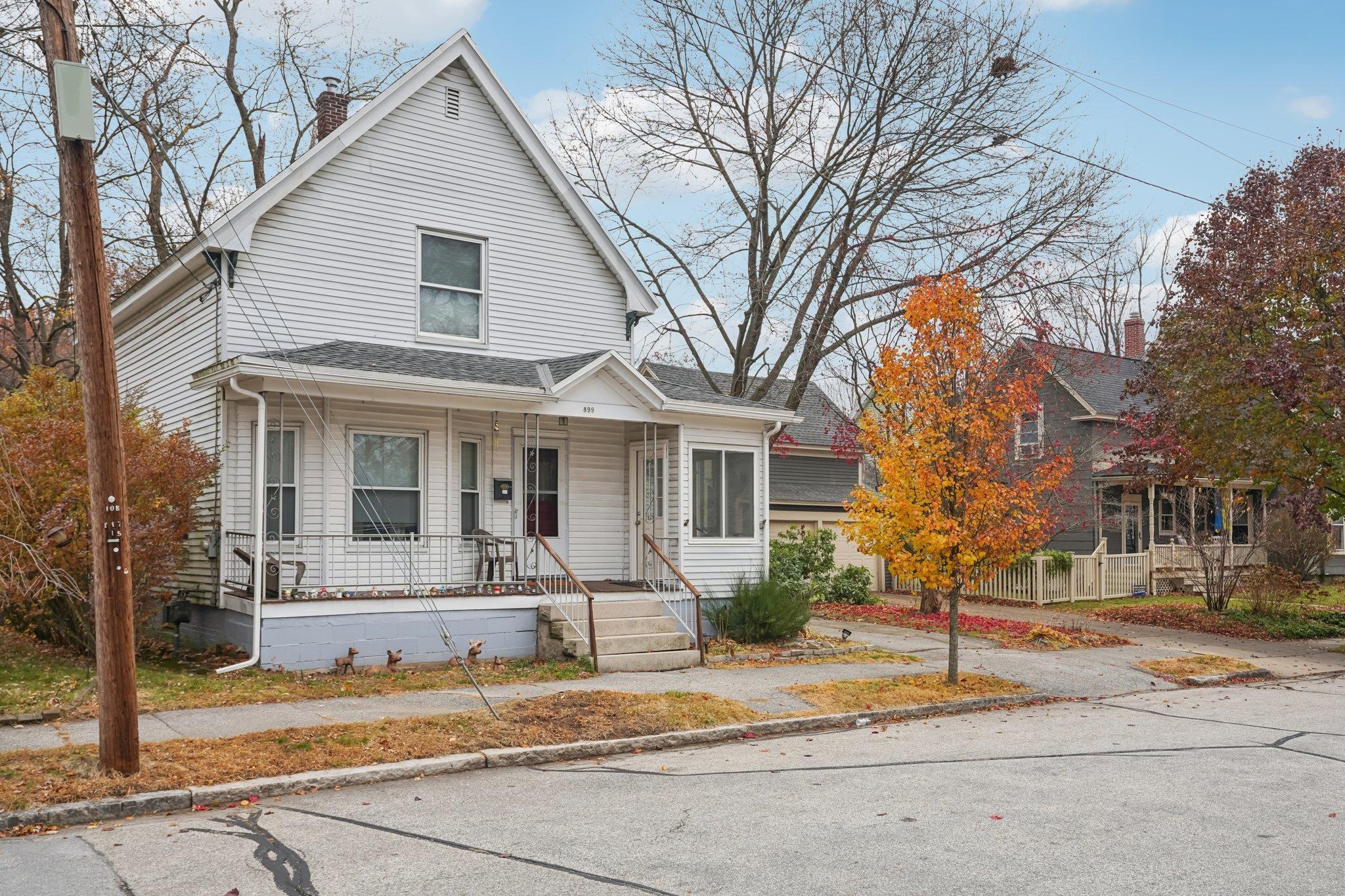 Homes for sale in Manchester, NH | 899 Hall St, Manchester, NH 03104 | MLS# 5071172