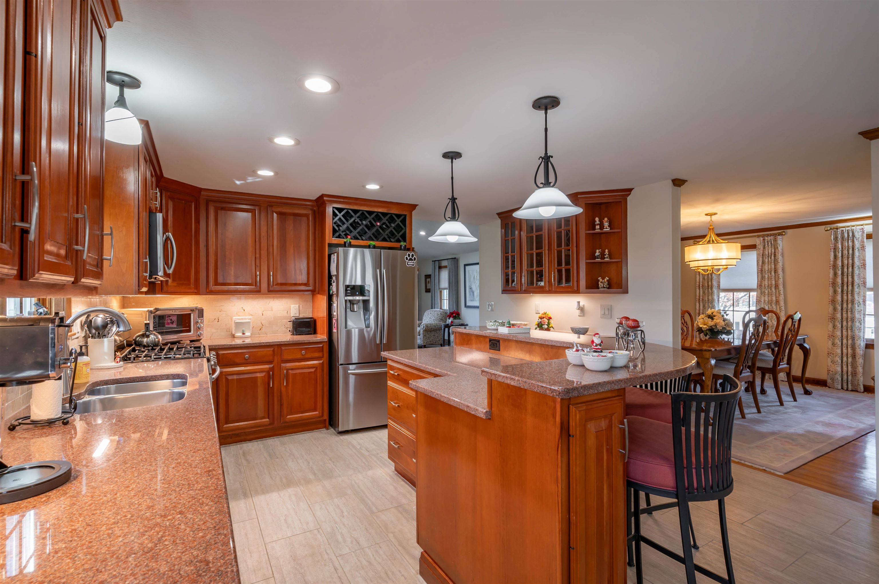 Homes for sale in Nashua, NH | 61 Spindlewick Dr, Nashua, NH 03062 | MLS# 5071206