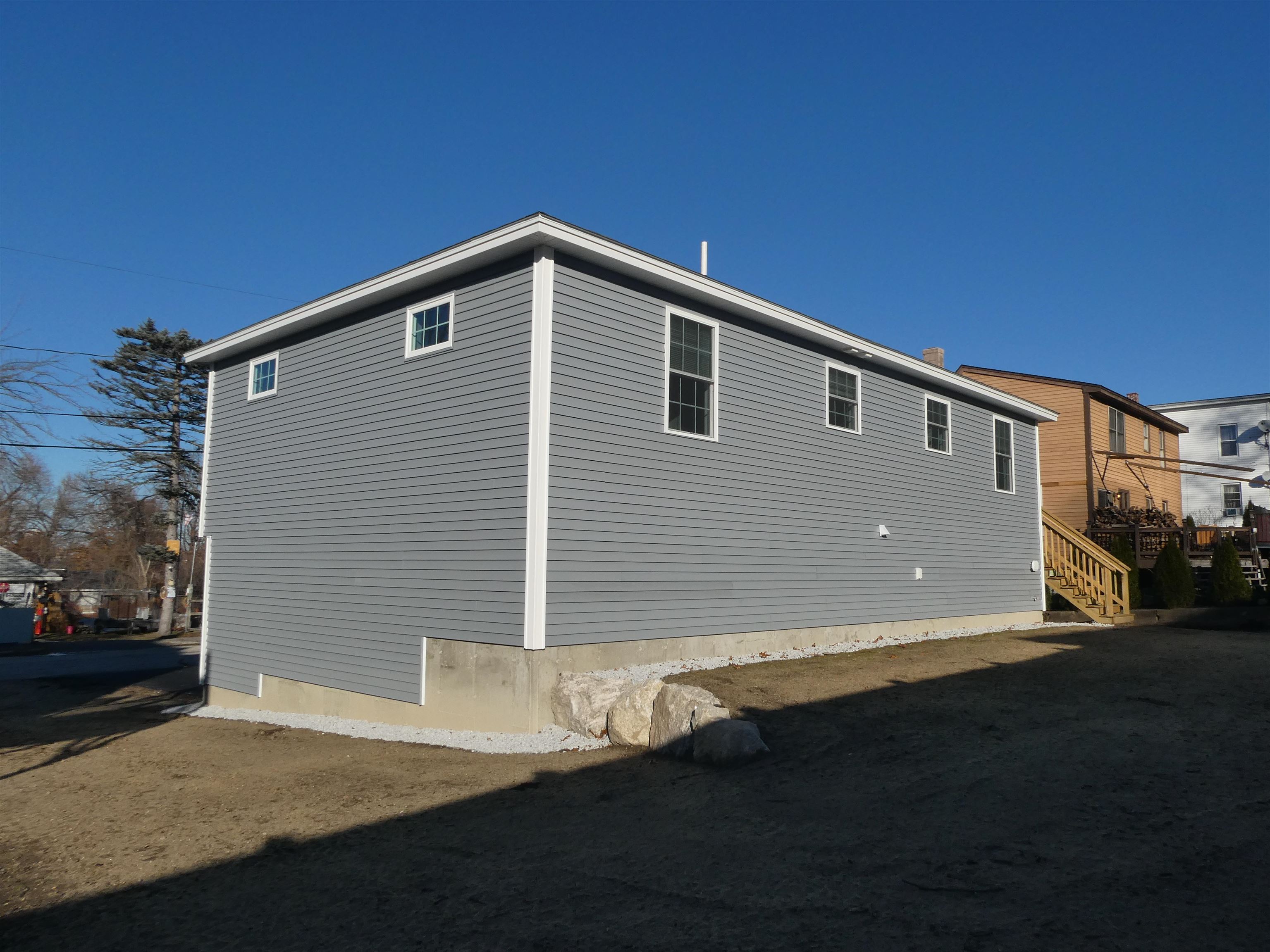 Homes for sale in Manchester, NH | 106 West Hillcrest Ave, Manchester, NH 03103 | MLS# 5071209