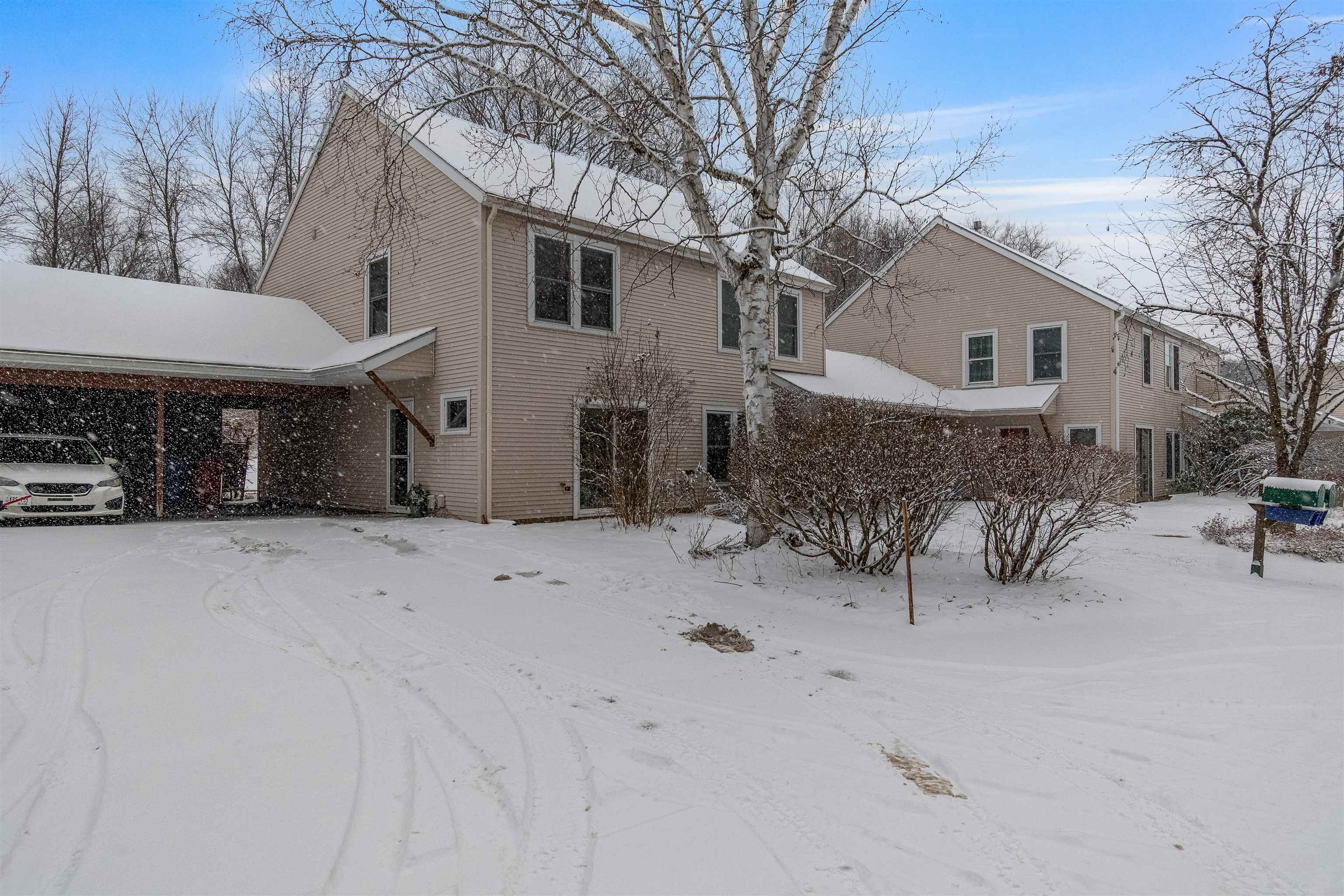 Homes for sale in Shelburne, VT | 71 Ti Ln, Shelburne, VT 05482 | MLS# 5071219