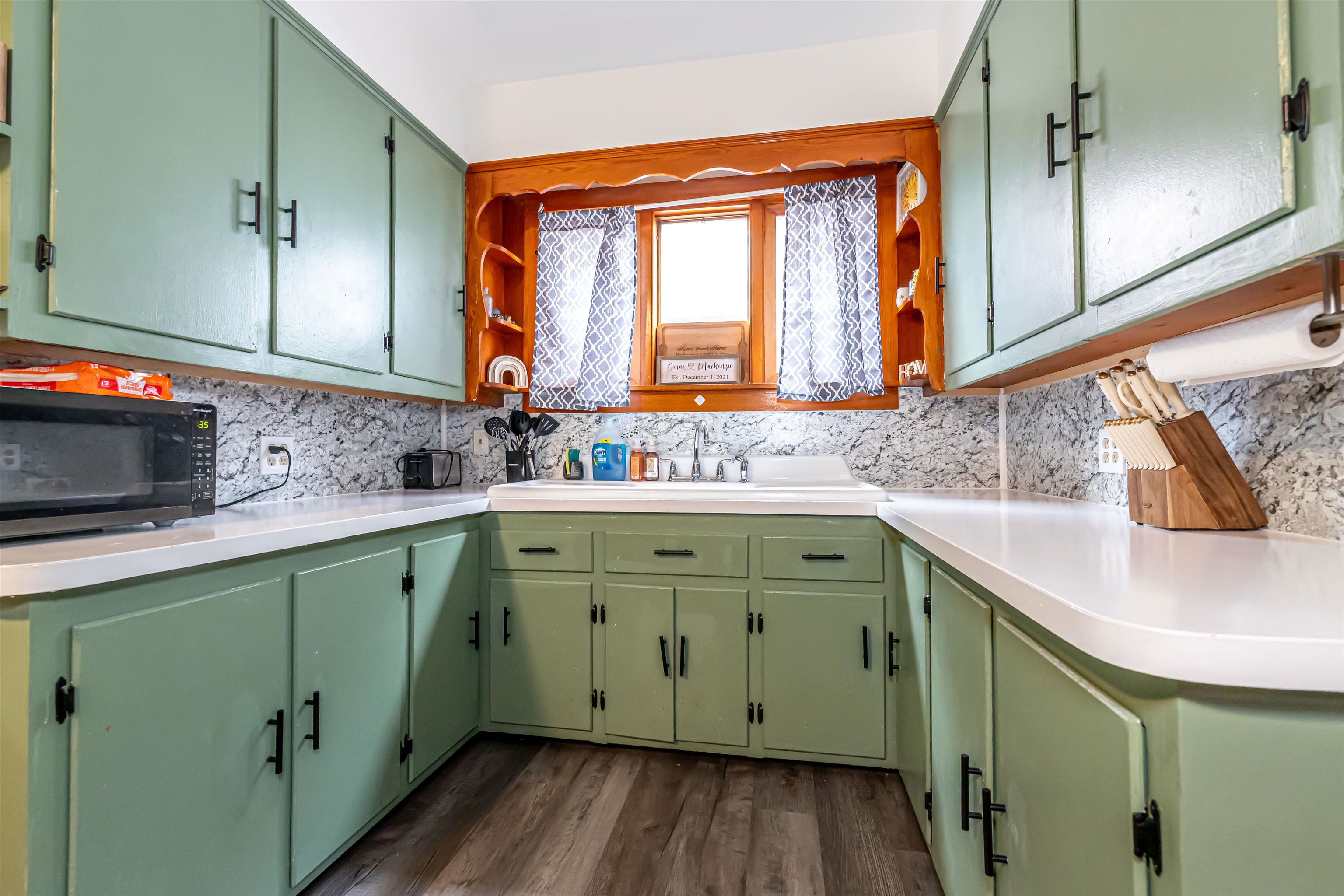 Homes for sale in Manchester, NH | 80 Webster St, Manchester, NH 03104 | MLS# 5071221