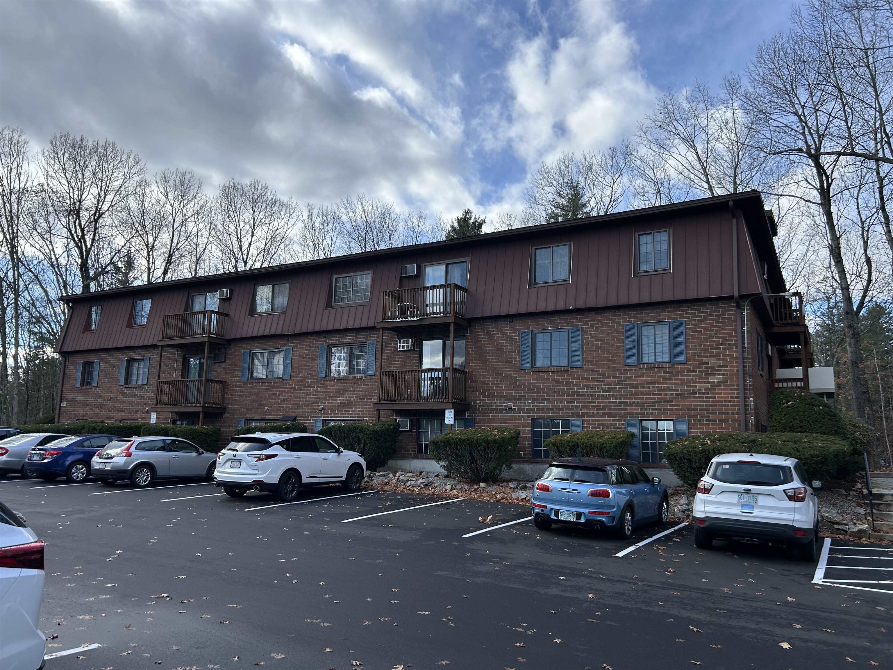 Homes for sale in Manchester, NH | 60 Old Hackett Hill Rd #2D, Manchester, NH 03102 | MLS# 5071236