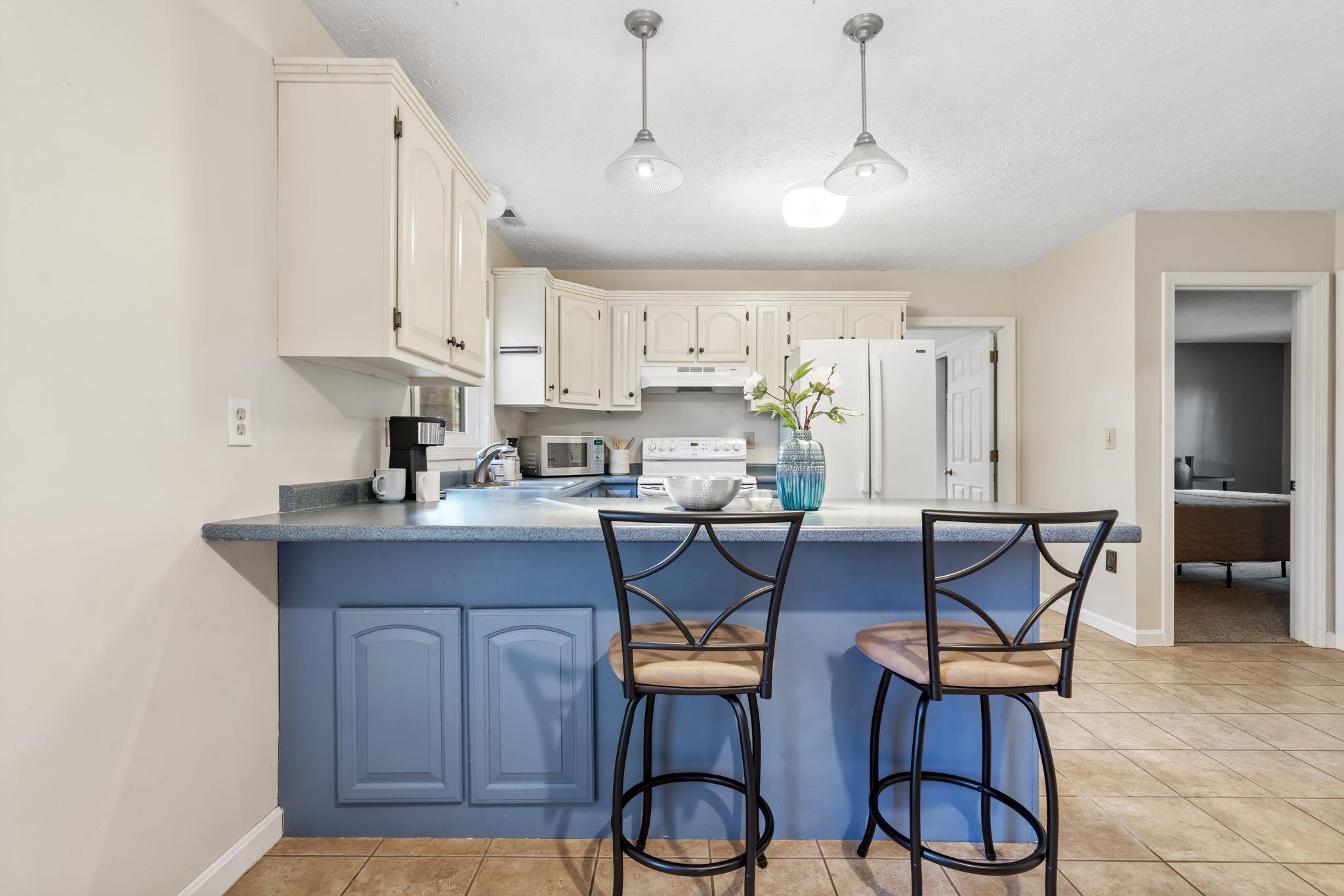 Homes for sale in Hudson, NH | 7 Kingston Way #A, Hudson, NH 03051 | MLS# 5071261