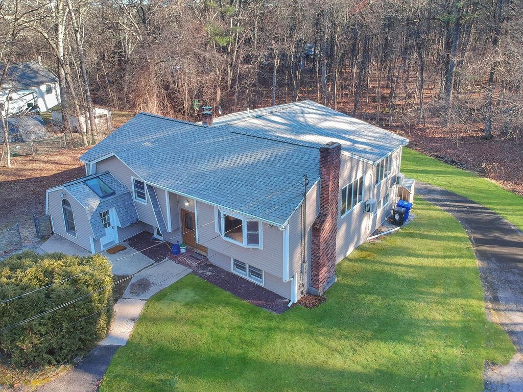 Homes for sale in Hudson, NH | 8 Cheney Dr, Hudson, NH 03051 | MLS# 5071276