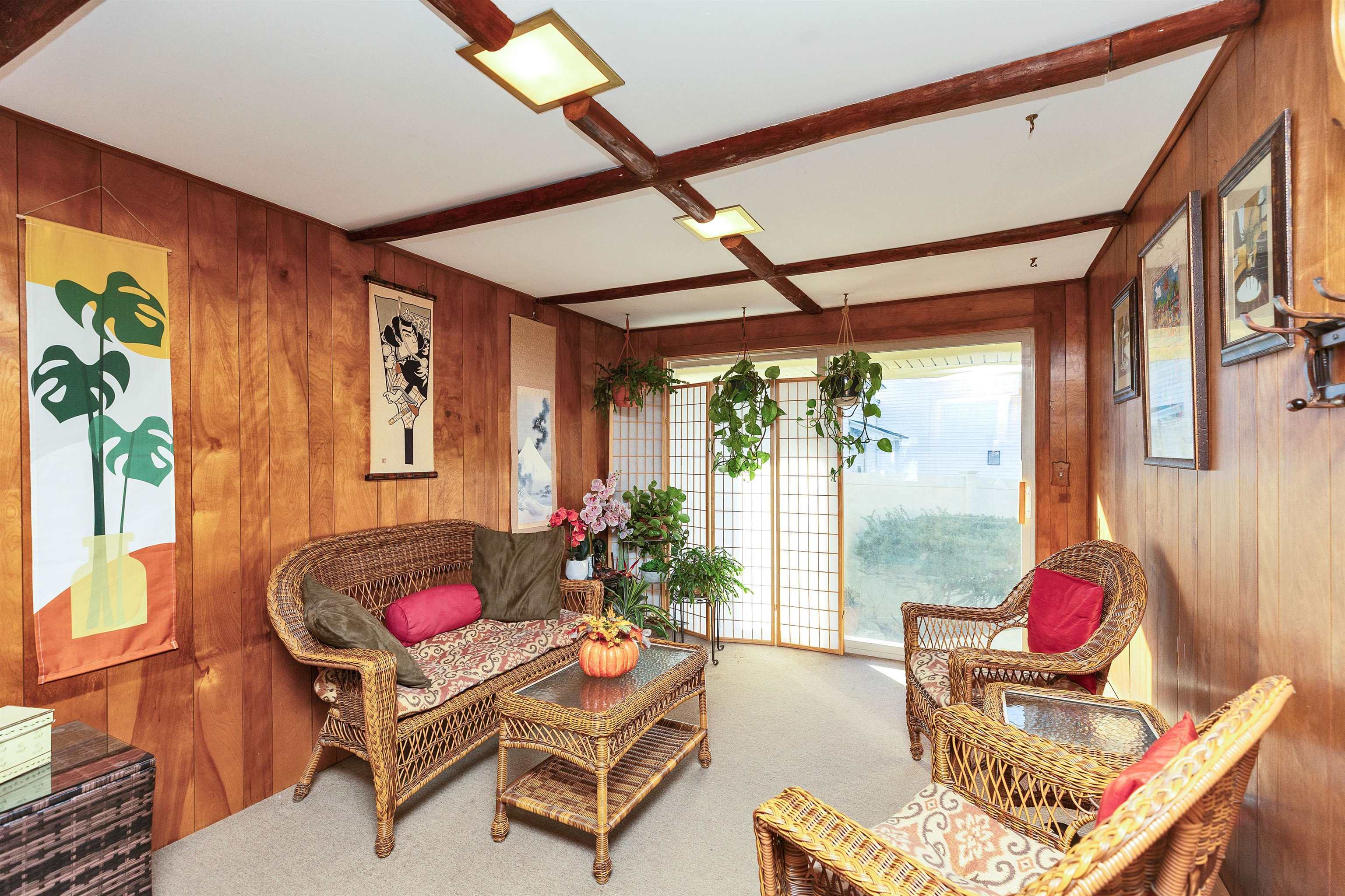 Homes for sale in Manchester, NH | 35 Little Ave, Manchester, NH 03109 | MLS# 5071284