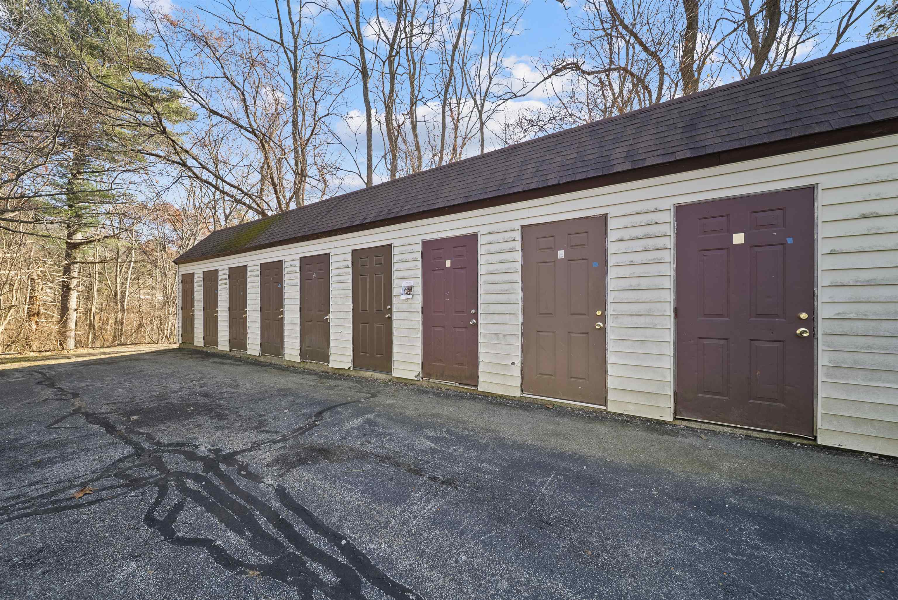 Homes for sale in Manchester, NH | 905 Mammoth Rd #10, Manchester, NH 03104 | MLS# 5071287