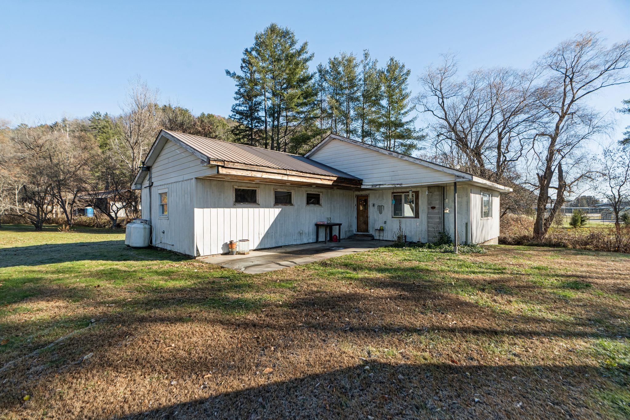 Homes for sale in Hartford, VT | 100 Cope Ln, Hartford, VT 05001 | MLS# 5071291