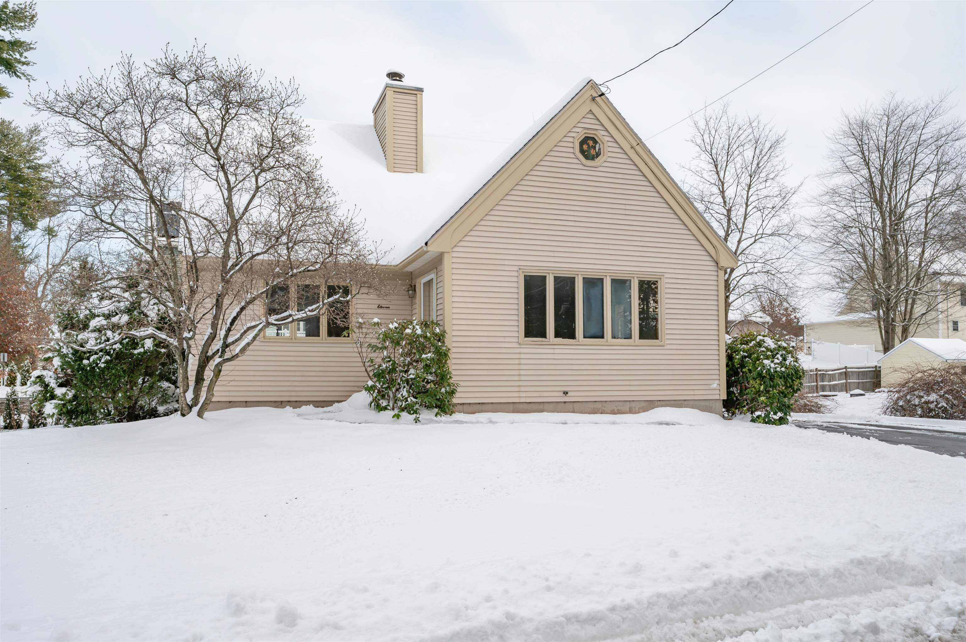 Homes for sale in Nashua, NH | 11 Norma Dr, Nashua, NH 03062 | MLS# 5071332