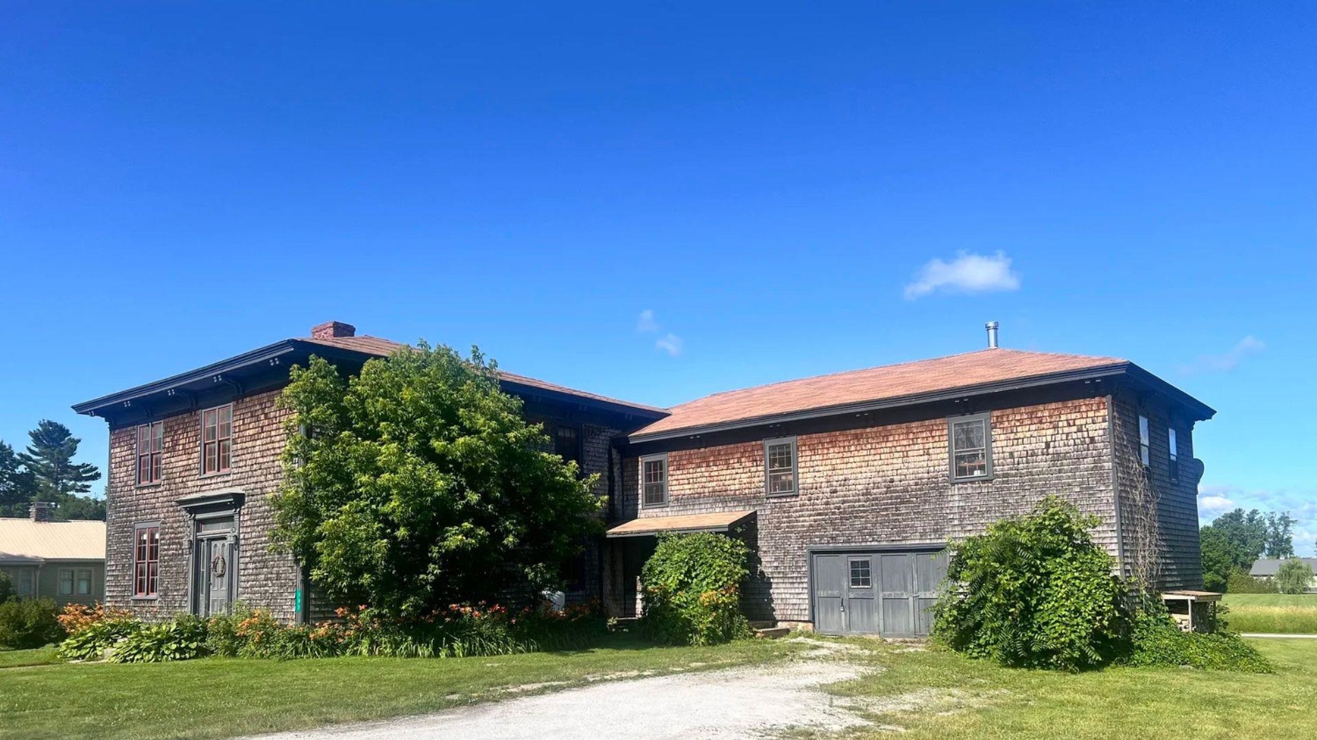 Homes for sale in Alburgh, VT | 382 South Main St, Alburgh, VT 05440 | MLS# 5071333