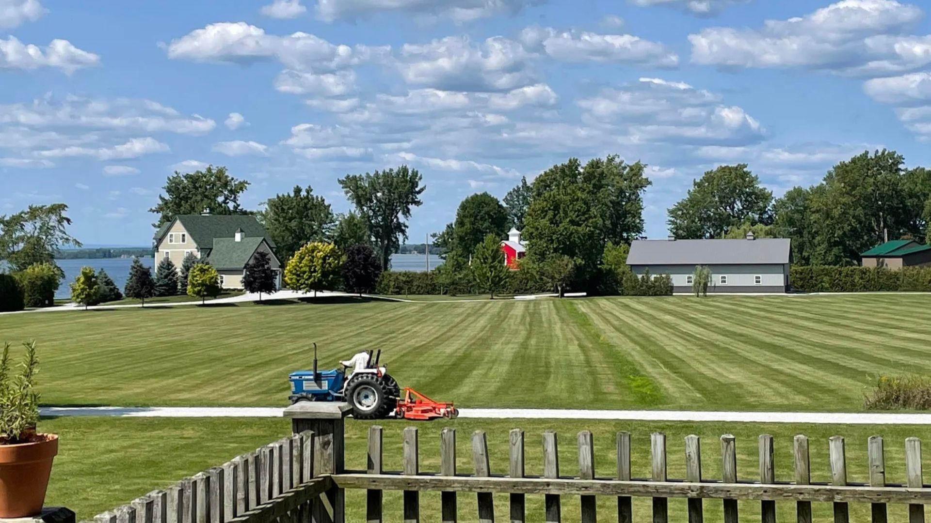 Homes for sale in Alburgh, VT | 382 South Main St, Alburgh, VT 05440 | MLS# 5071333