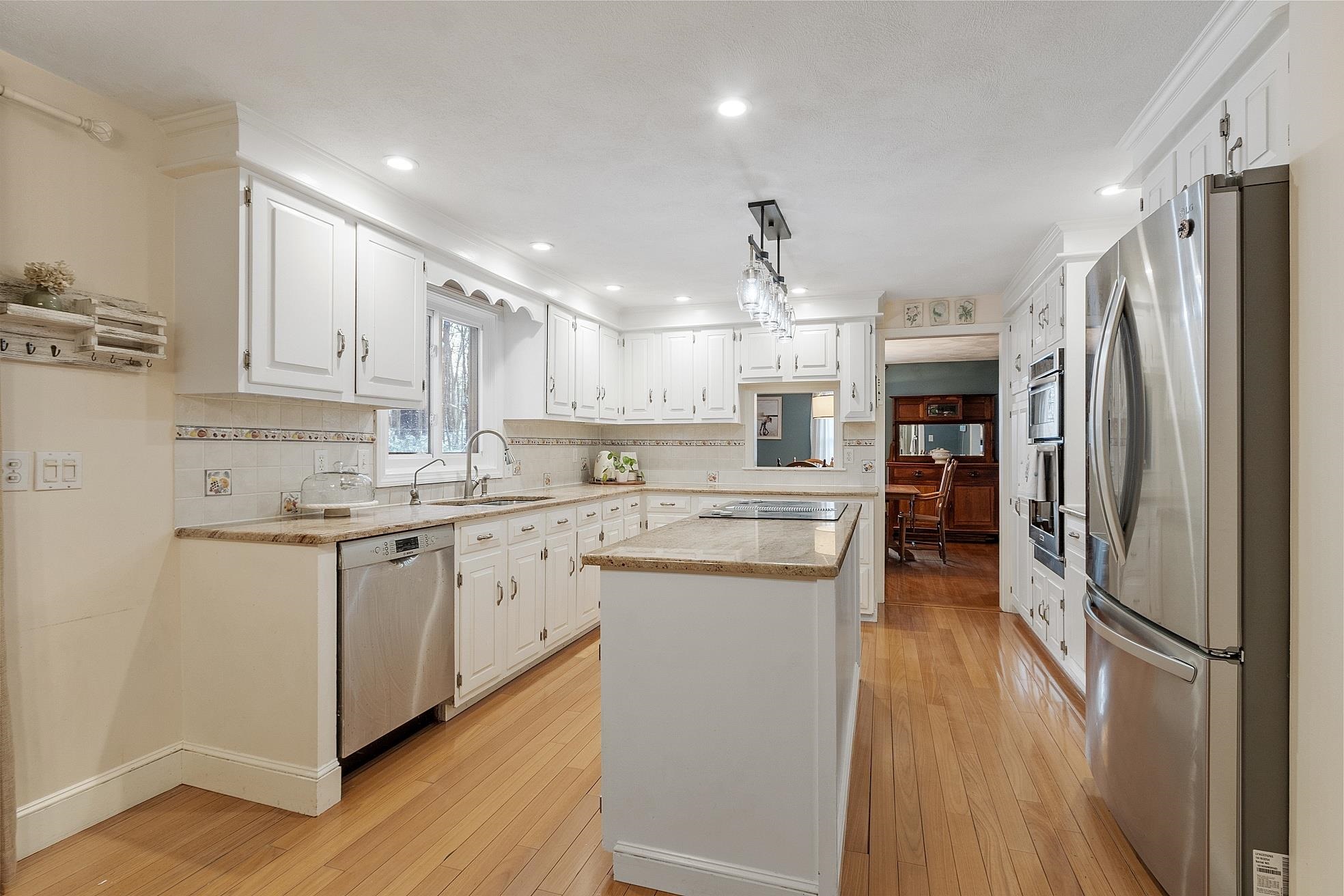 Homes for sale in Plaistow, NH | 201 Oak Ridge Rd, Plaistow, NH 03865 | MLS# 5071346