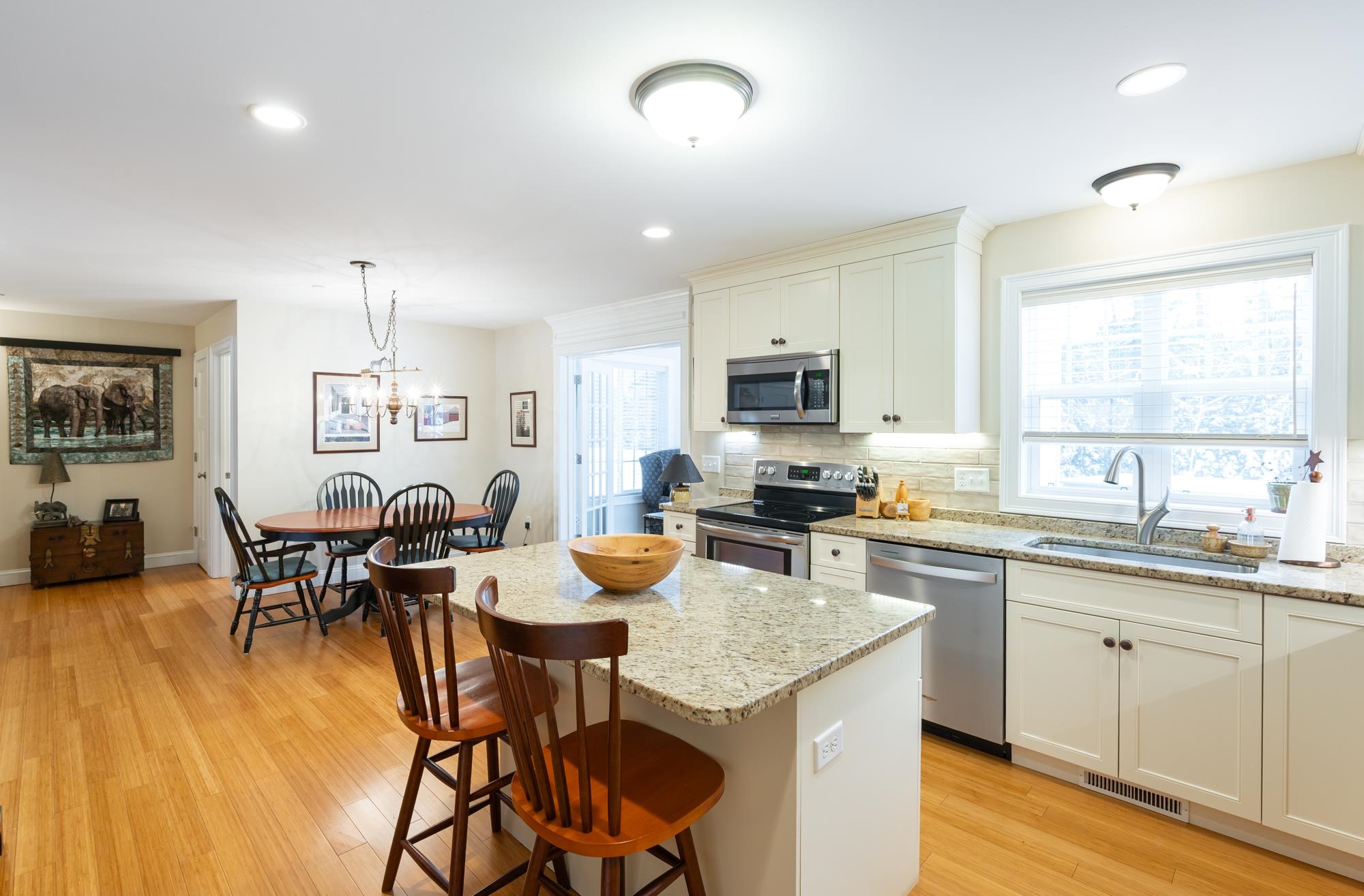 Homes for sale in Chester, NH | 226 Villager Rd, Chester, NH 03036 | MLS# 5071349