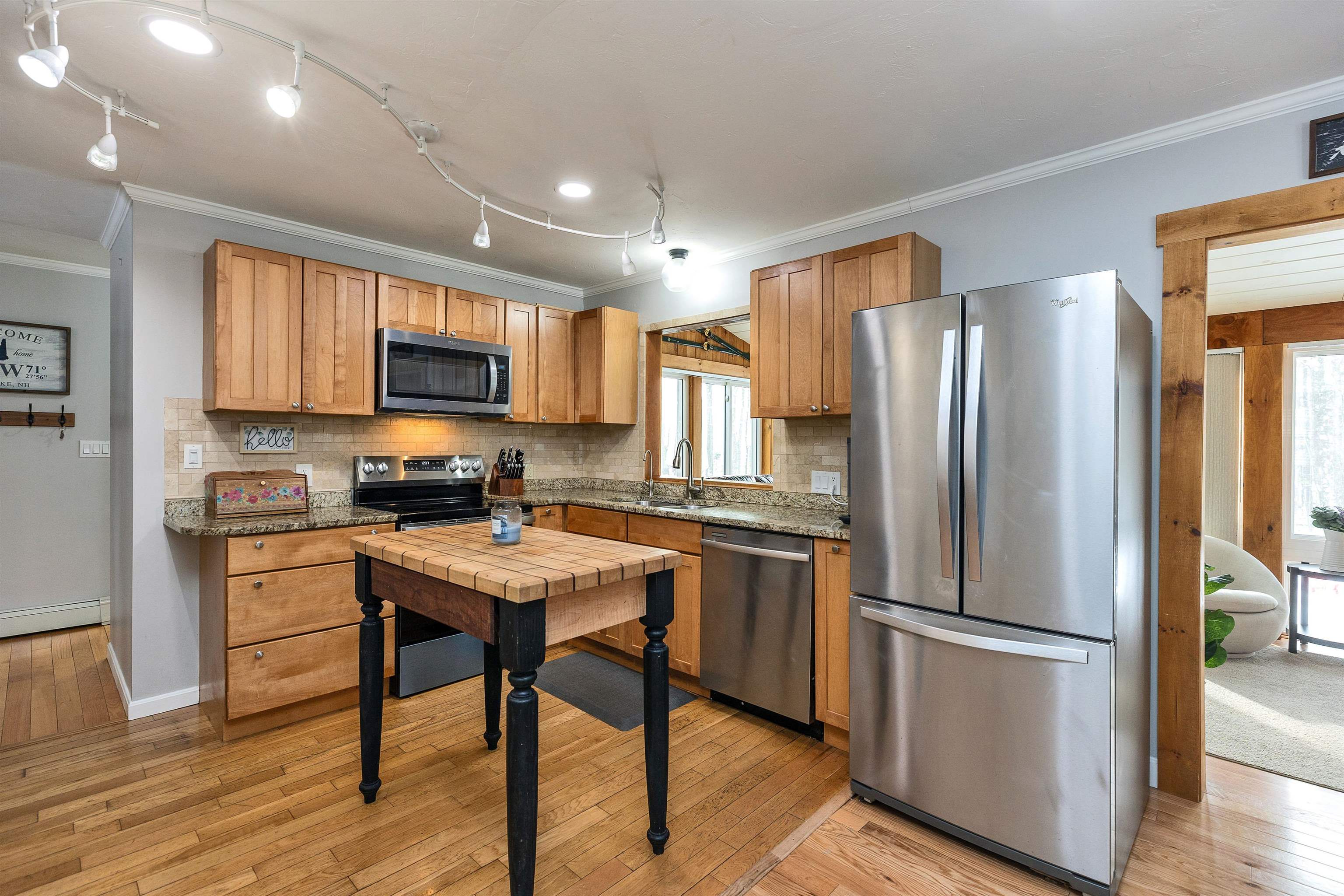 Homes for sale in Pembroke, NH | 412 Deerpath Ln, Pembroke, NH 03275 | MLS# 5071362