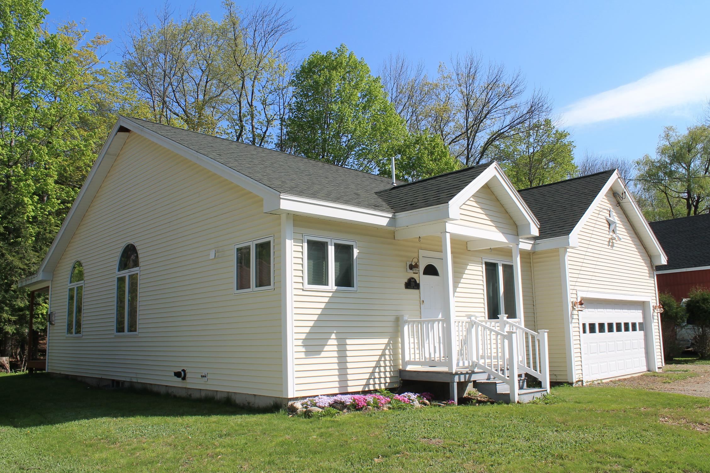 158 Pollard Rd, Lincoln, NH 03251