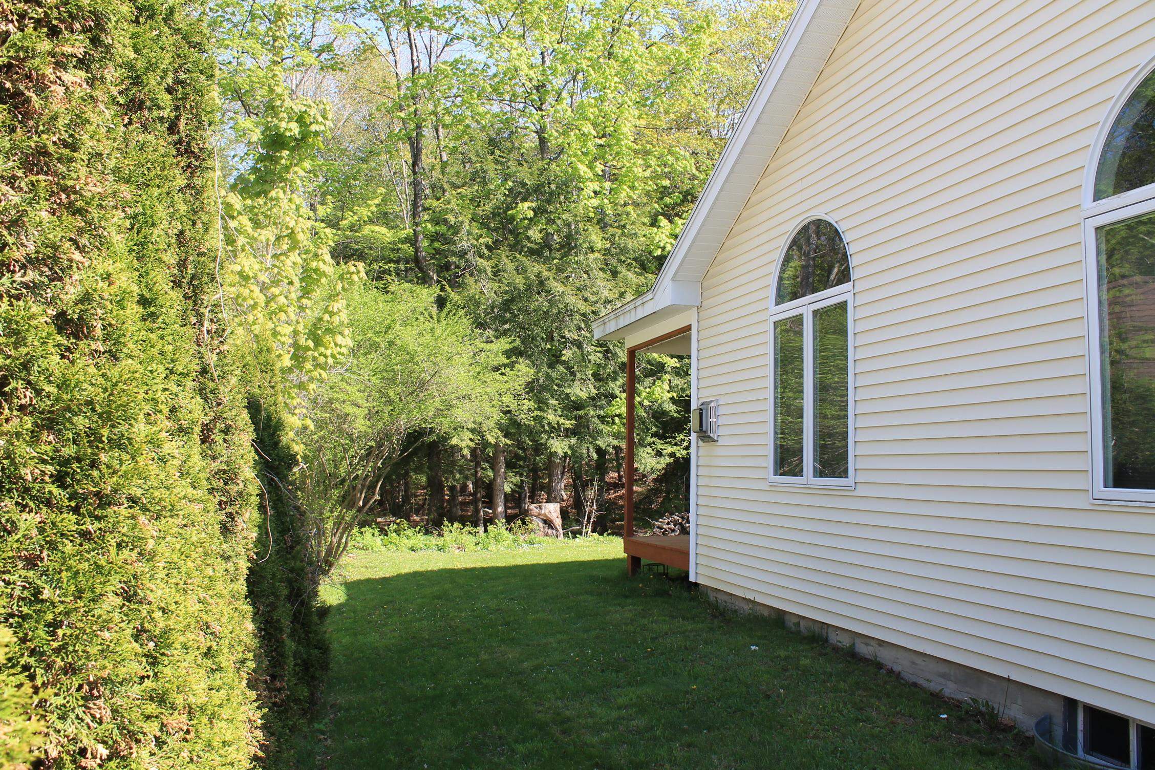 158 Pollard Rd, Lincoln, NH 03251